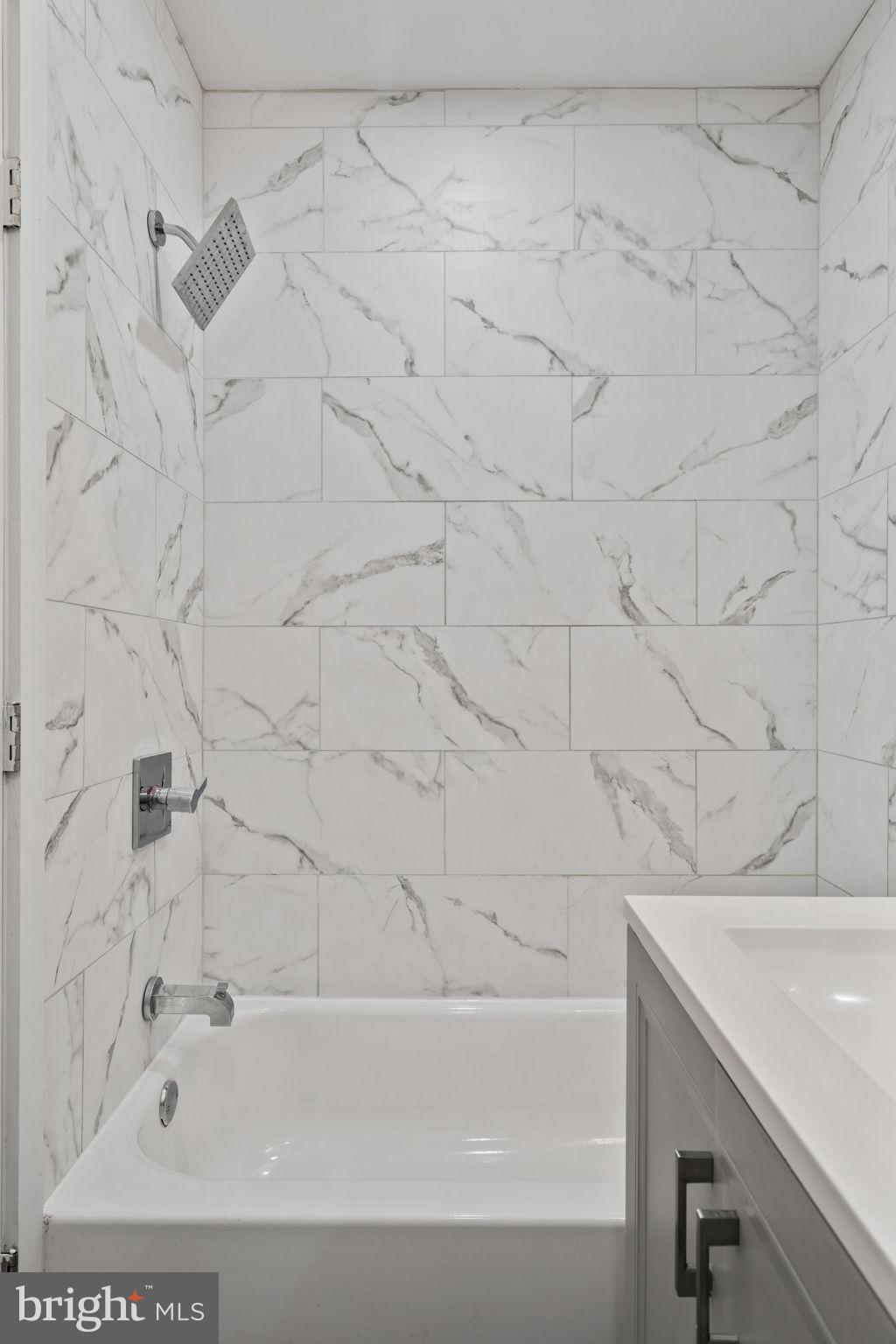 STRAWBERRY MANSION - Residential