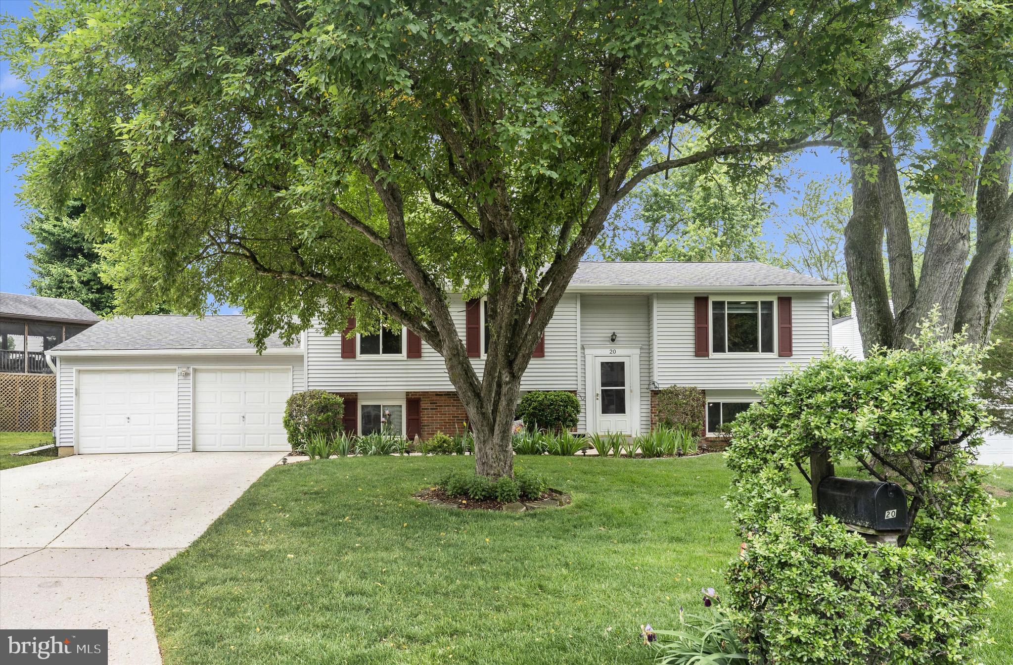 CHARLENE - Residential