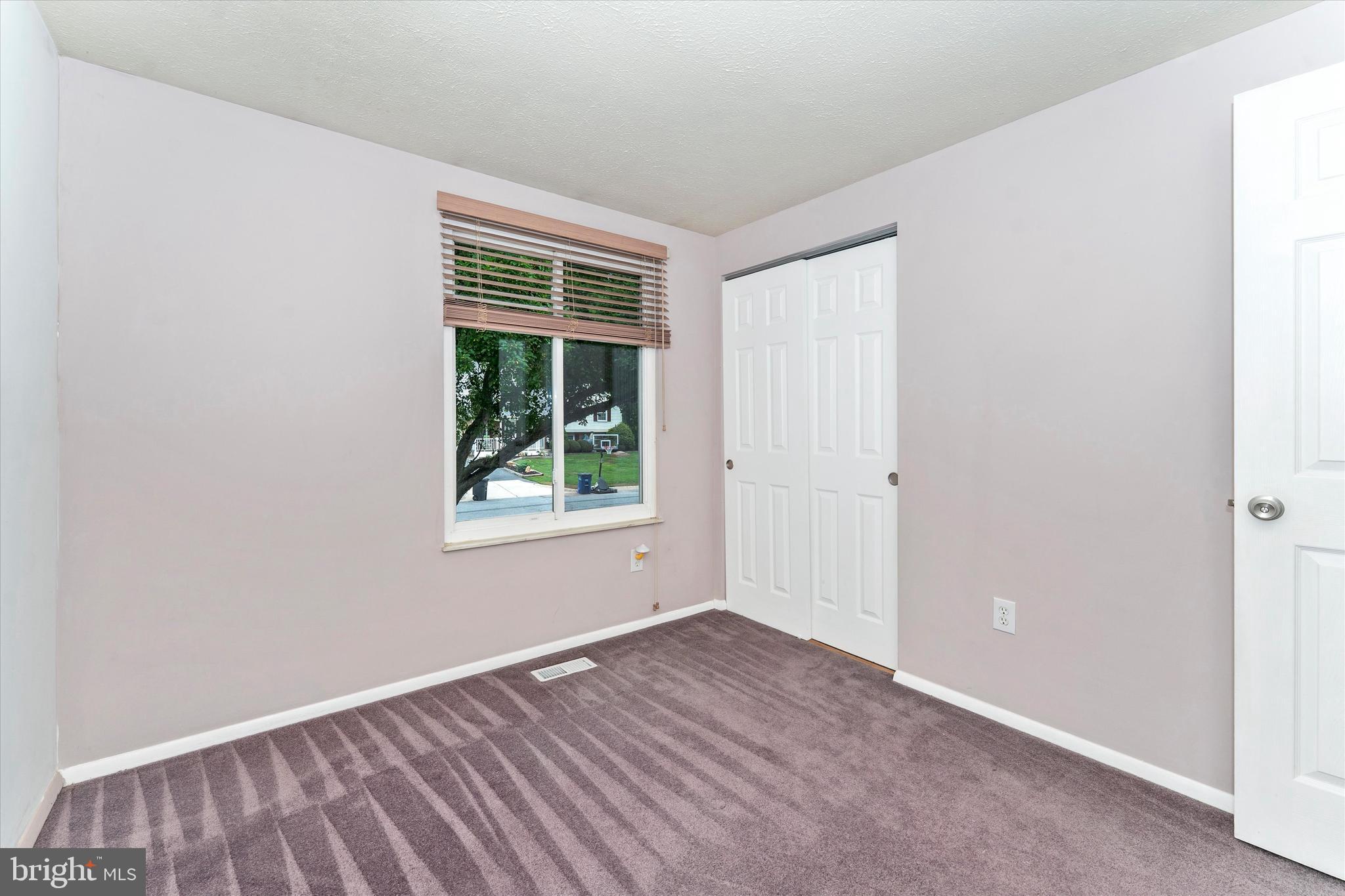 CHARLENE - Residential