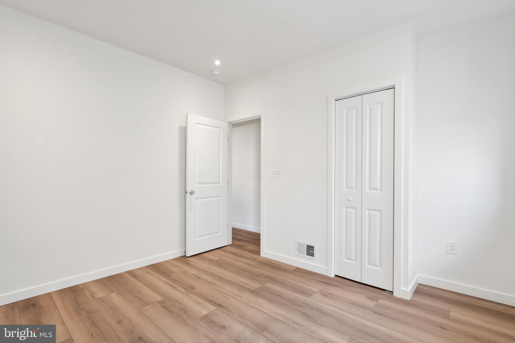 GRAYS FERRY - Residential Lease