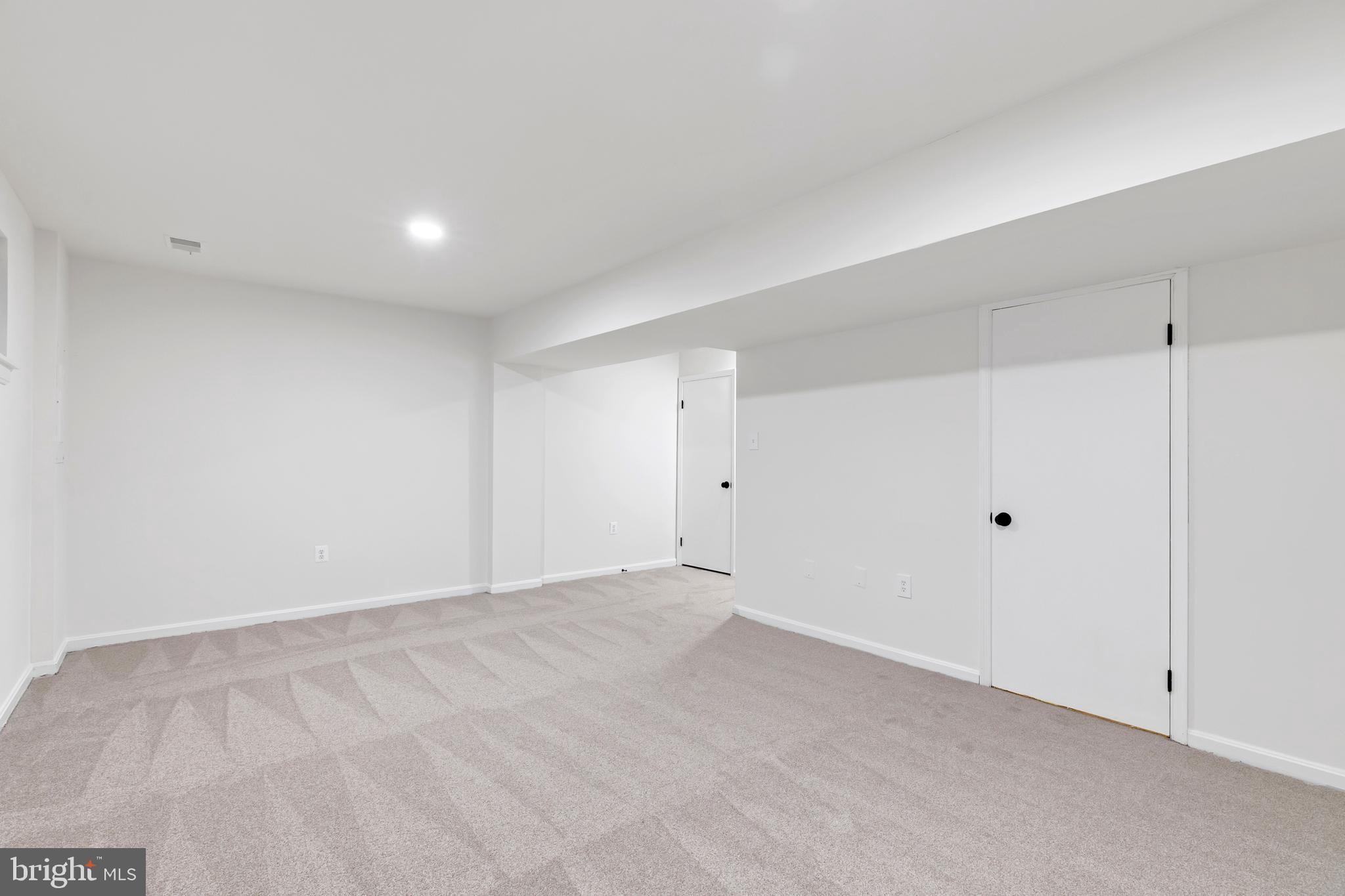 PINEWOOD GREENS - Residential