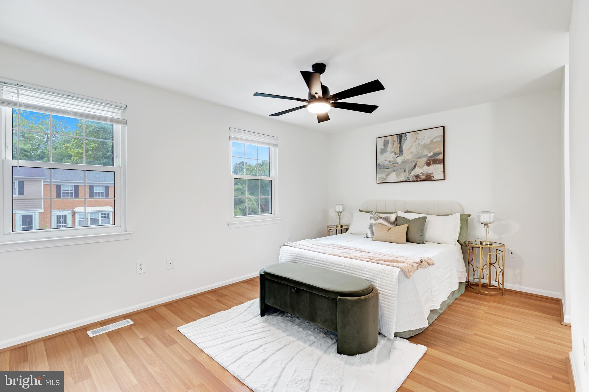 PINEWOOD GREENS - Residential