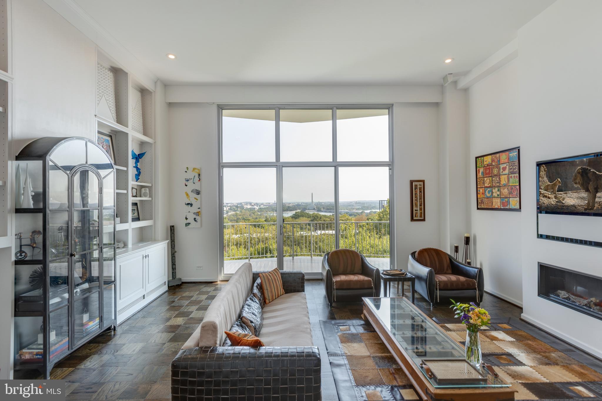 PROSPECT HOUSE - Residential