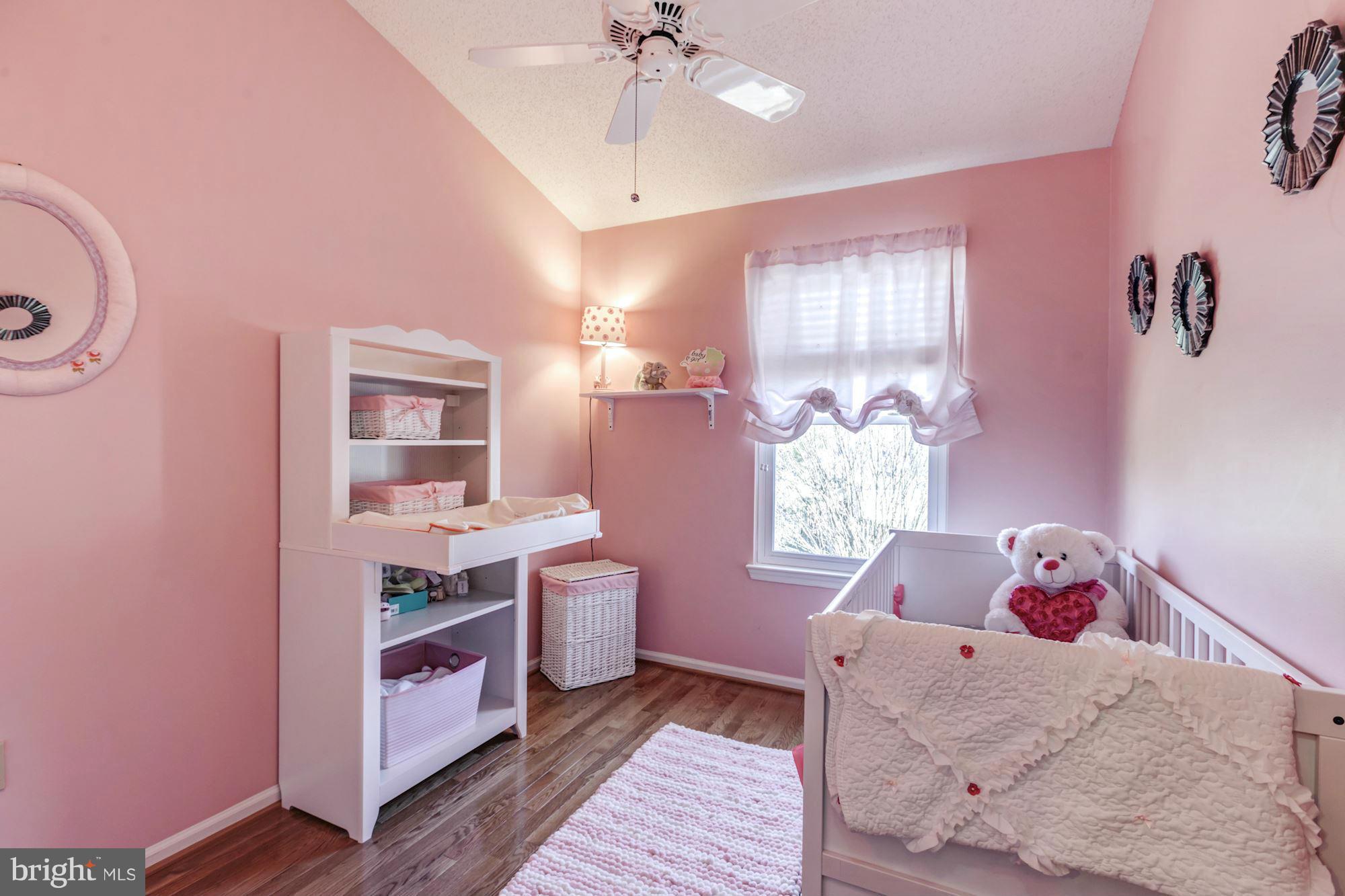 LANDSDOWNE - Residential