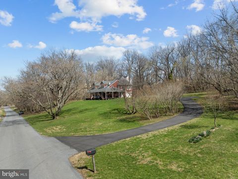 Homes For Sale - 640 Stratford Lane<br/> Jefferson County, CHARLES TOWN, WV 25414