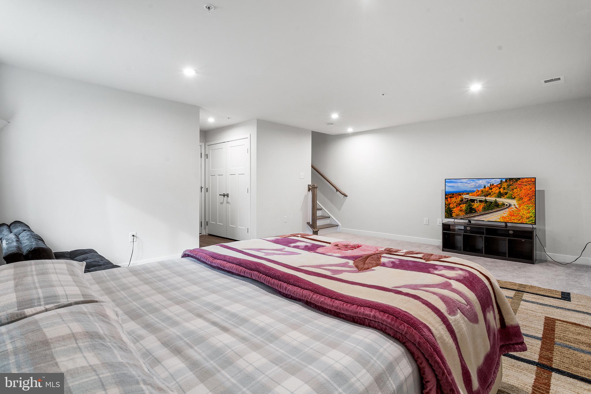 HIGHPOINT AT DOWNINGTOWN - Residential