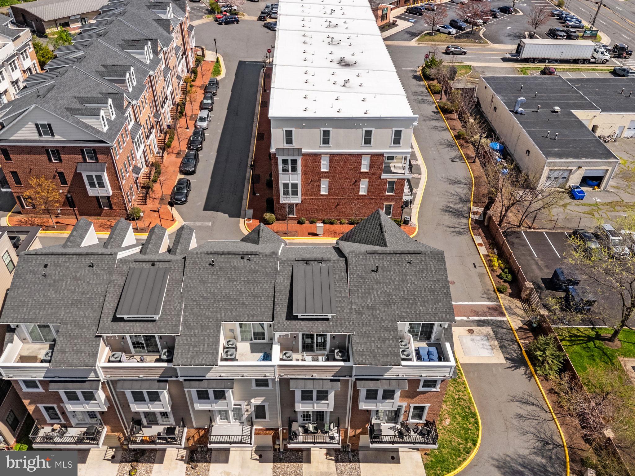 CRESCENT PLACE - Residential