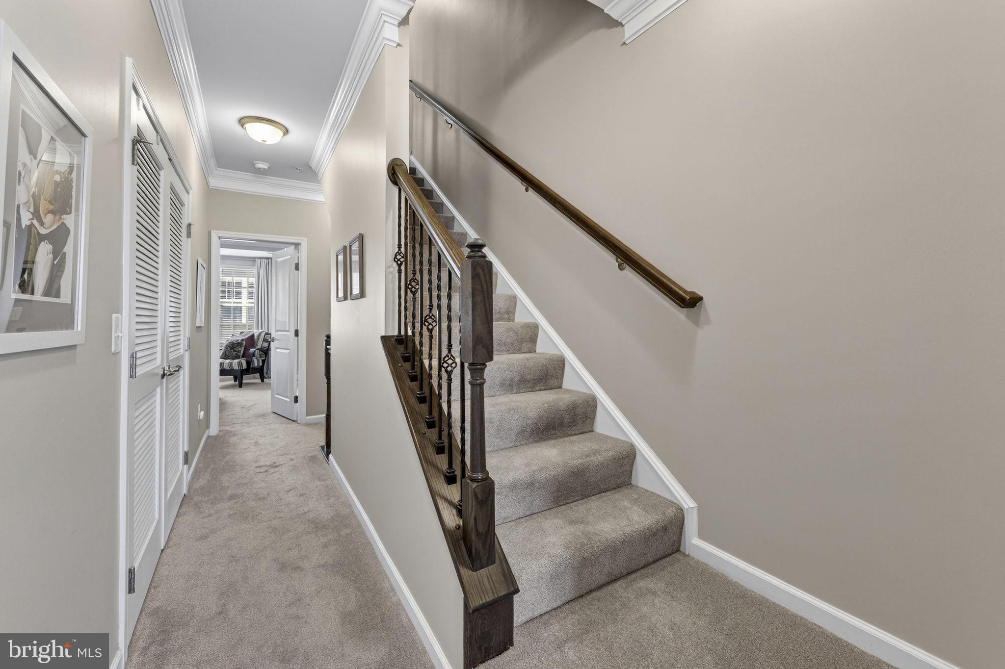 CRESCENT PLACE - Residential