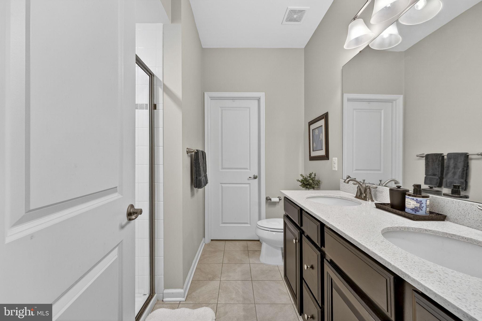 CRESCENT PLACE - Residential