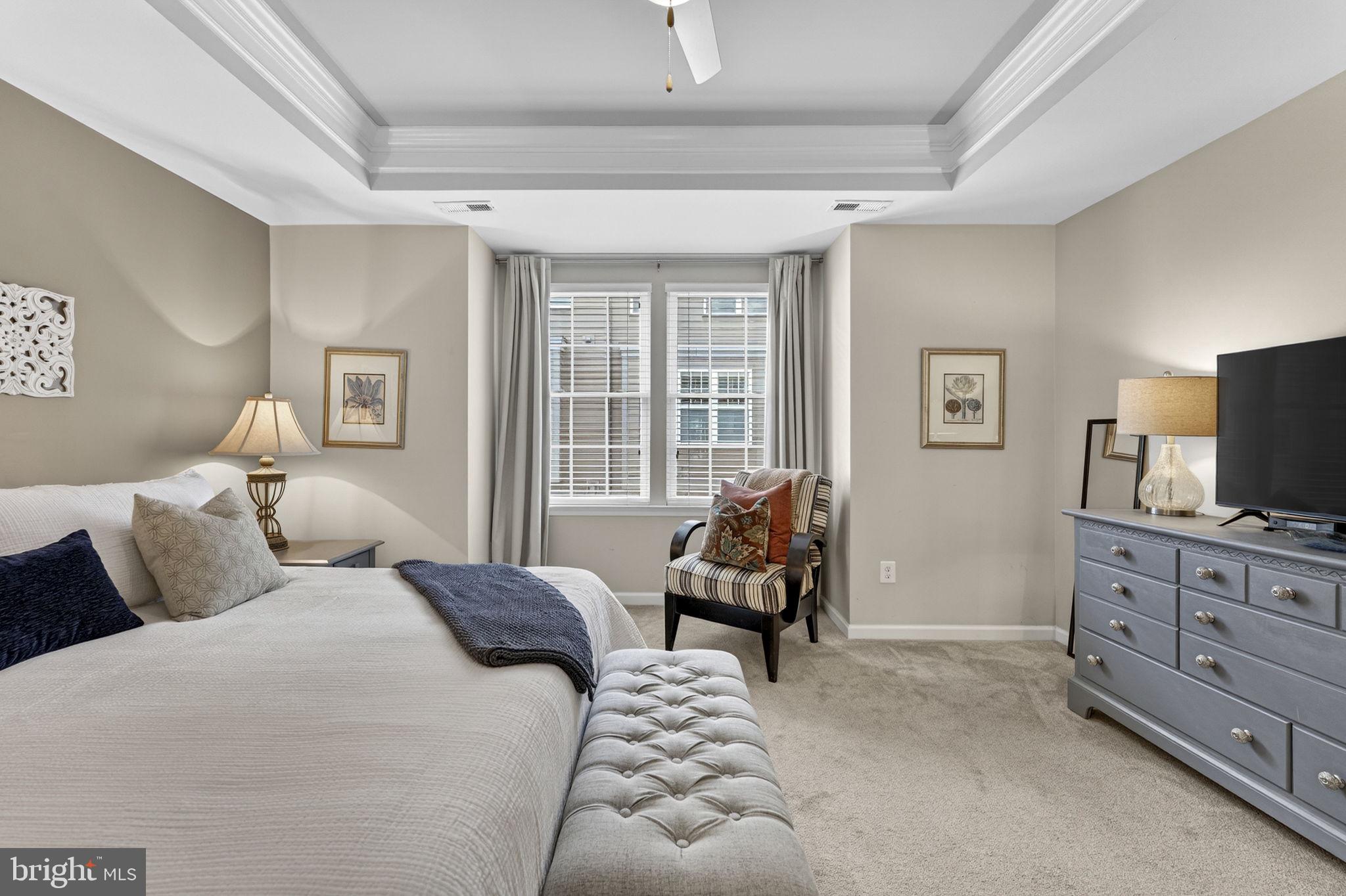 CRESCENT PLACE - Residential