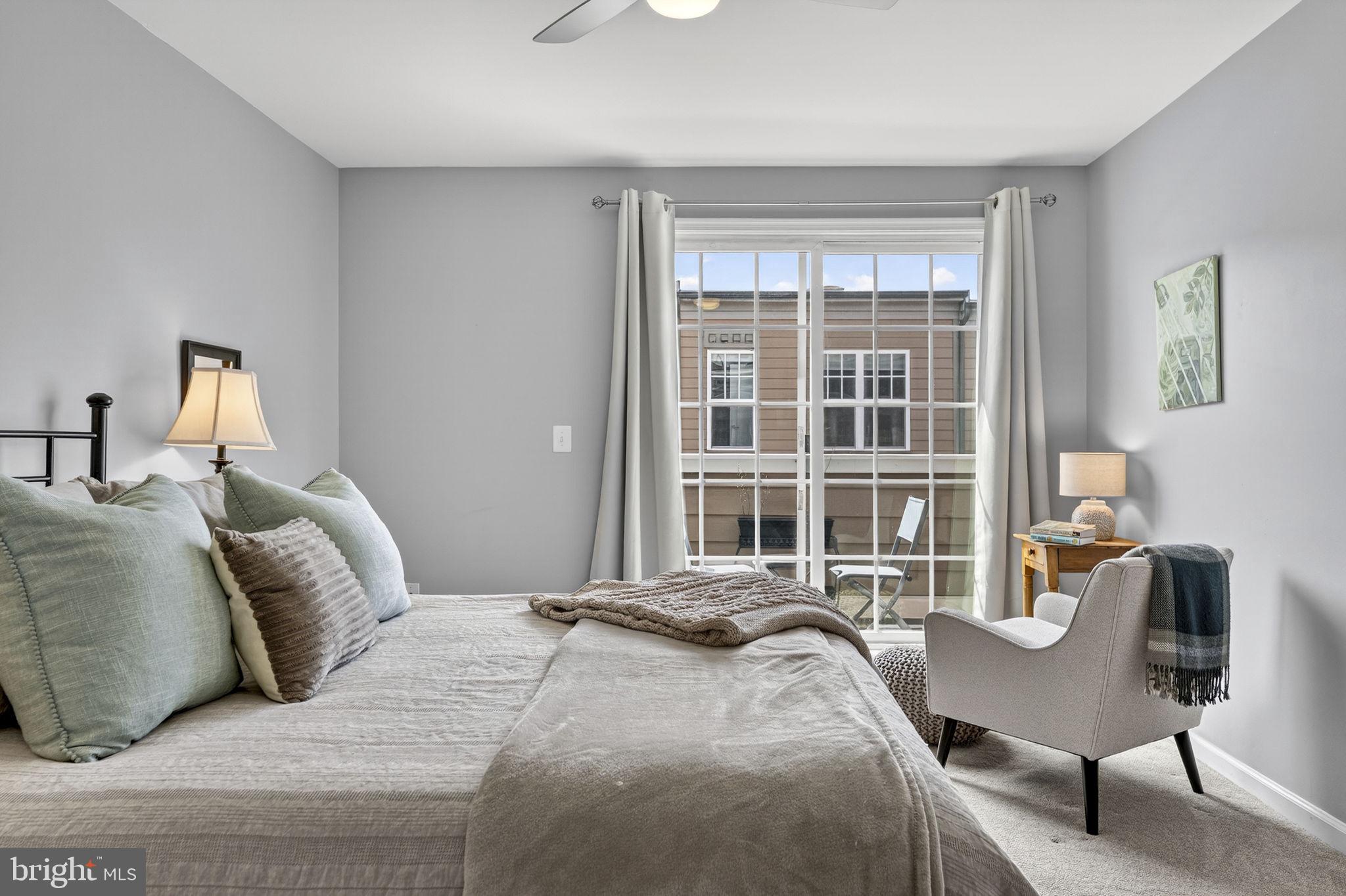 CRESCENT PLACE - Residential