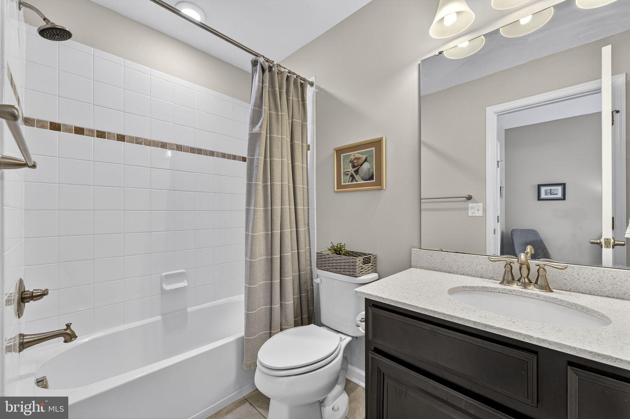 CRESCENT PLACE - Residential