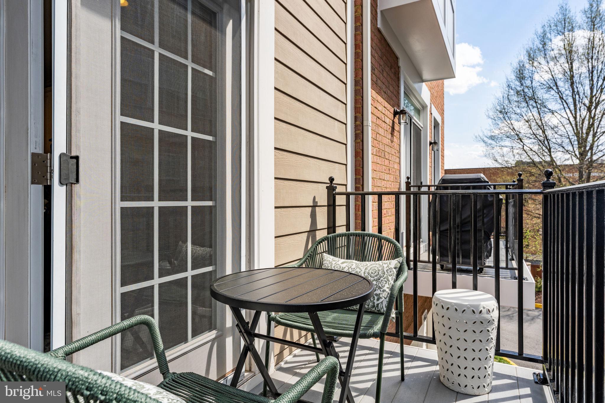 CRESCENT PLACE - Residential