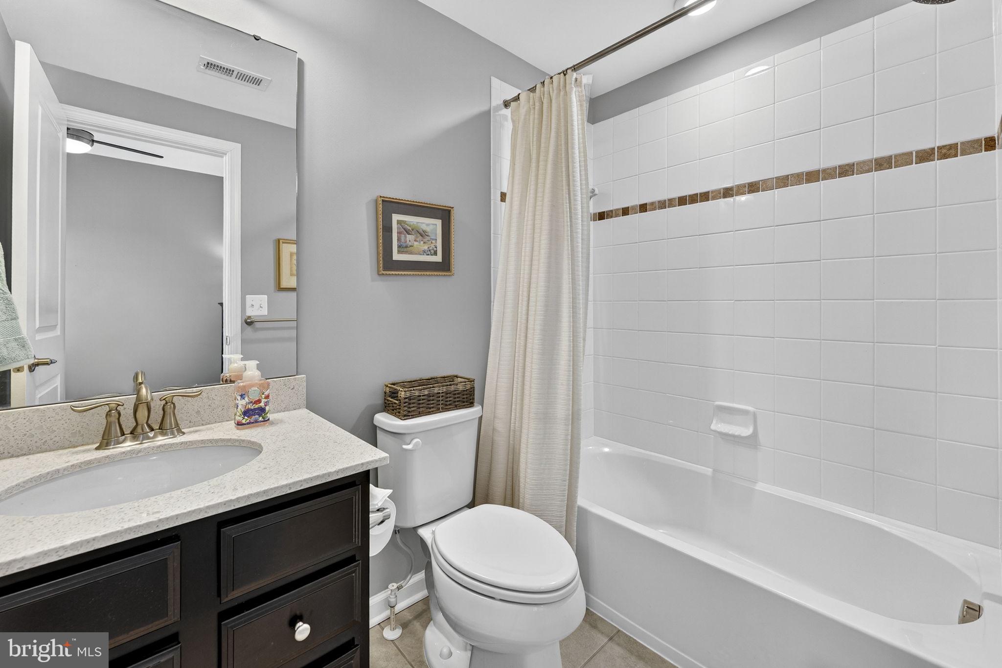 CRESCENT PLACE - Residential