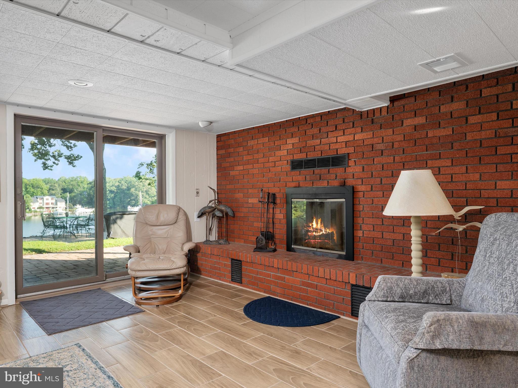 CRESSTON PARK - Residential