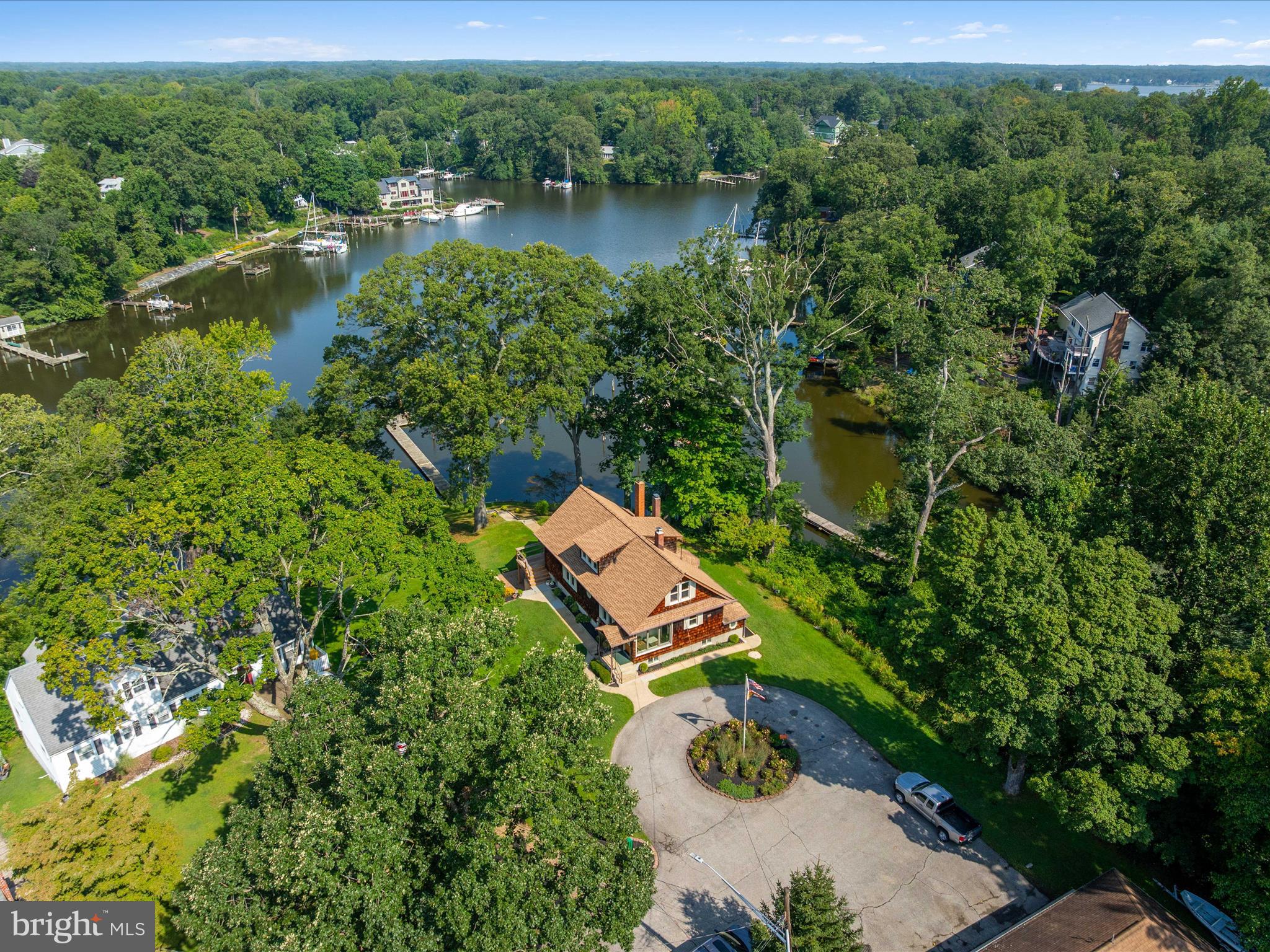 CRESSTON PARK - Residential