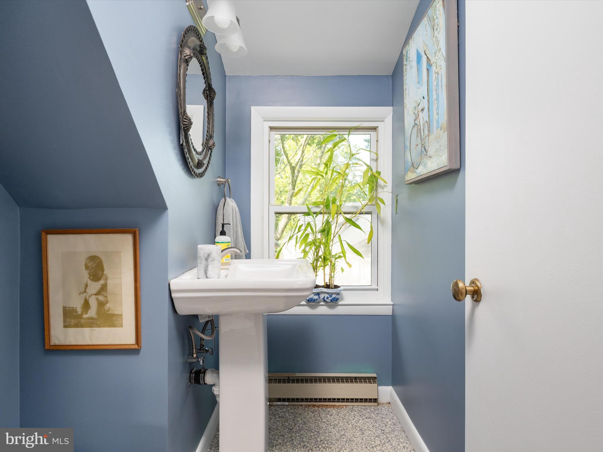 CRESSTON PARK - Residential