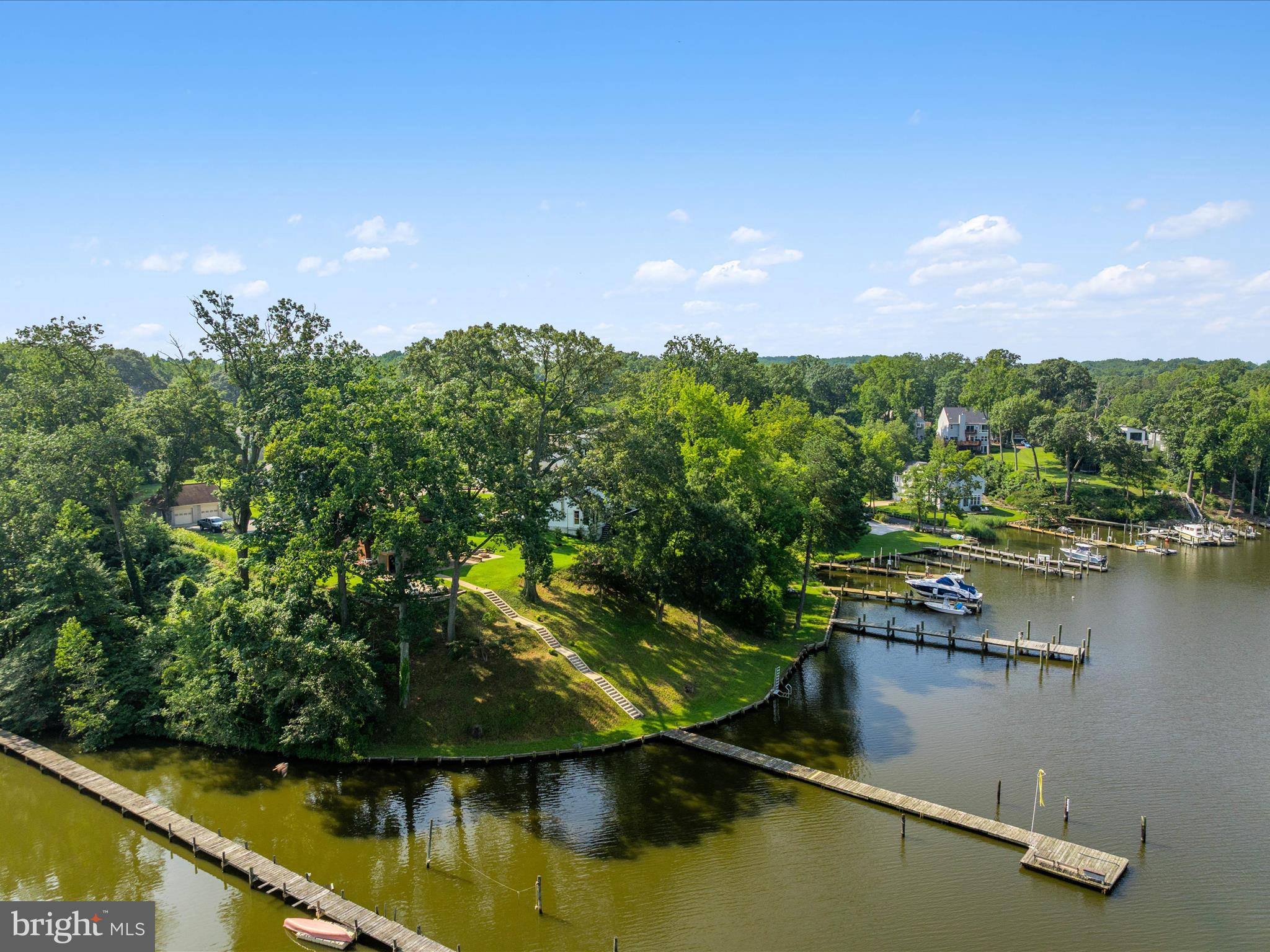 CRESSTON PARK - Residential