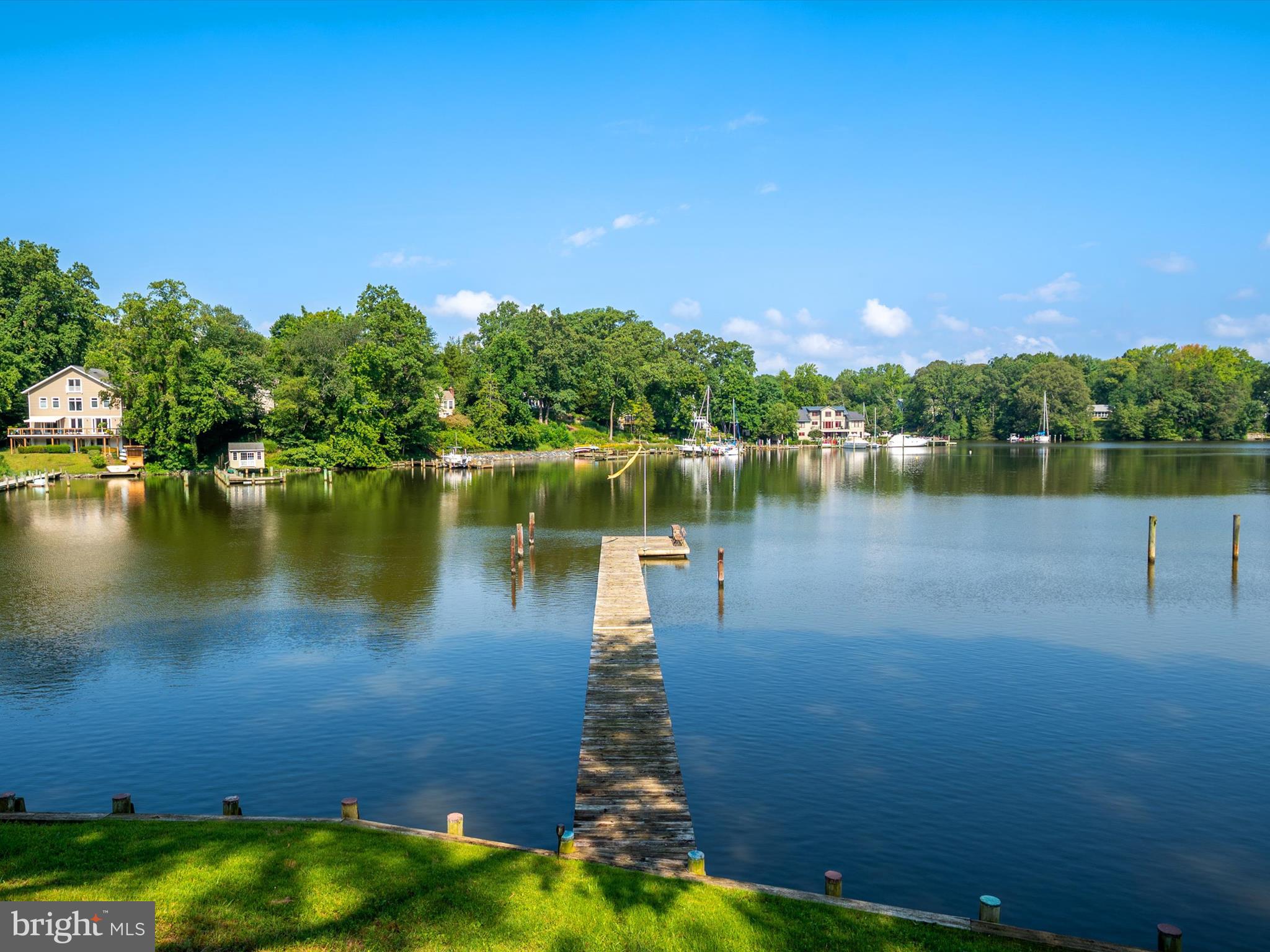 CRESSTON PARK - Residential