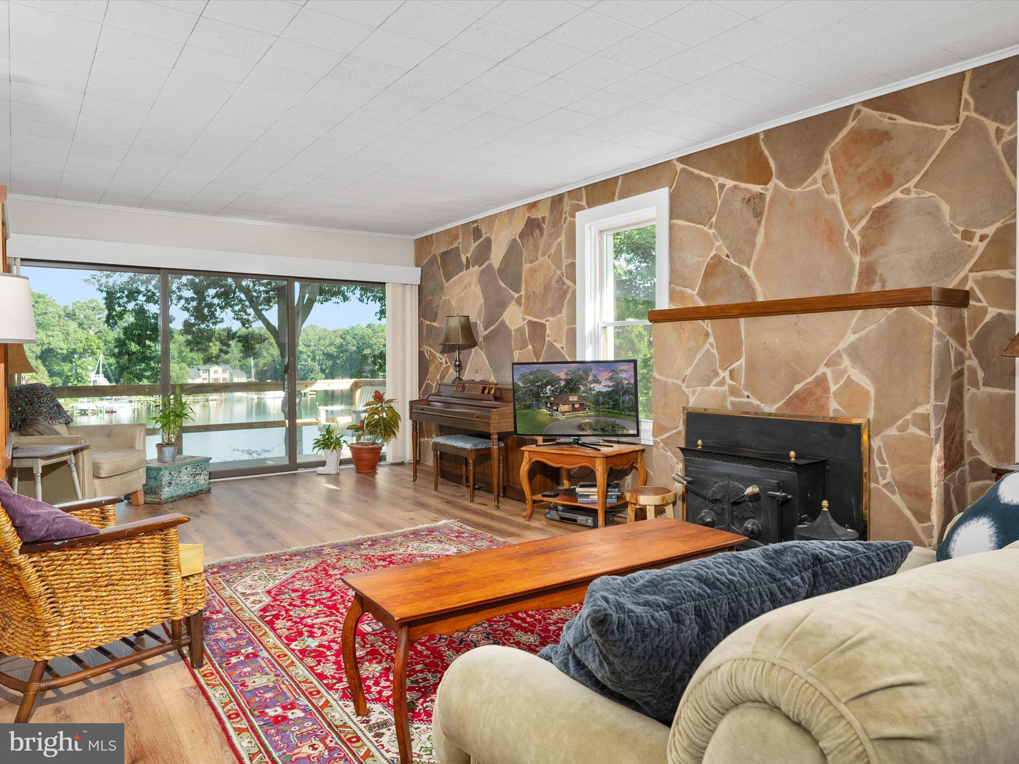 CRESSTON PARK - Residential