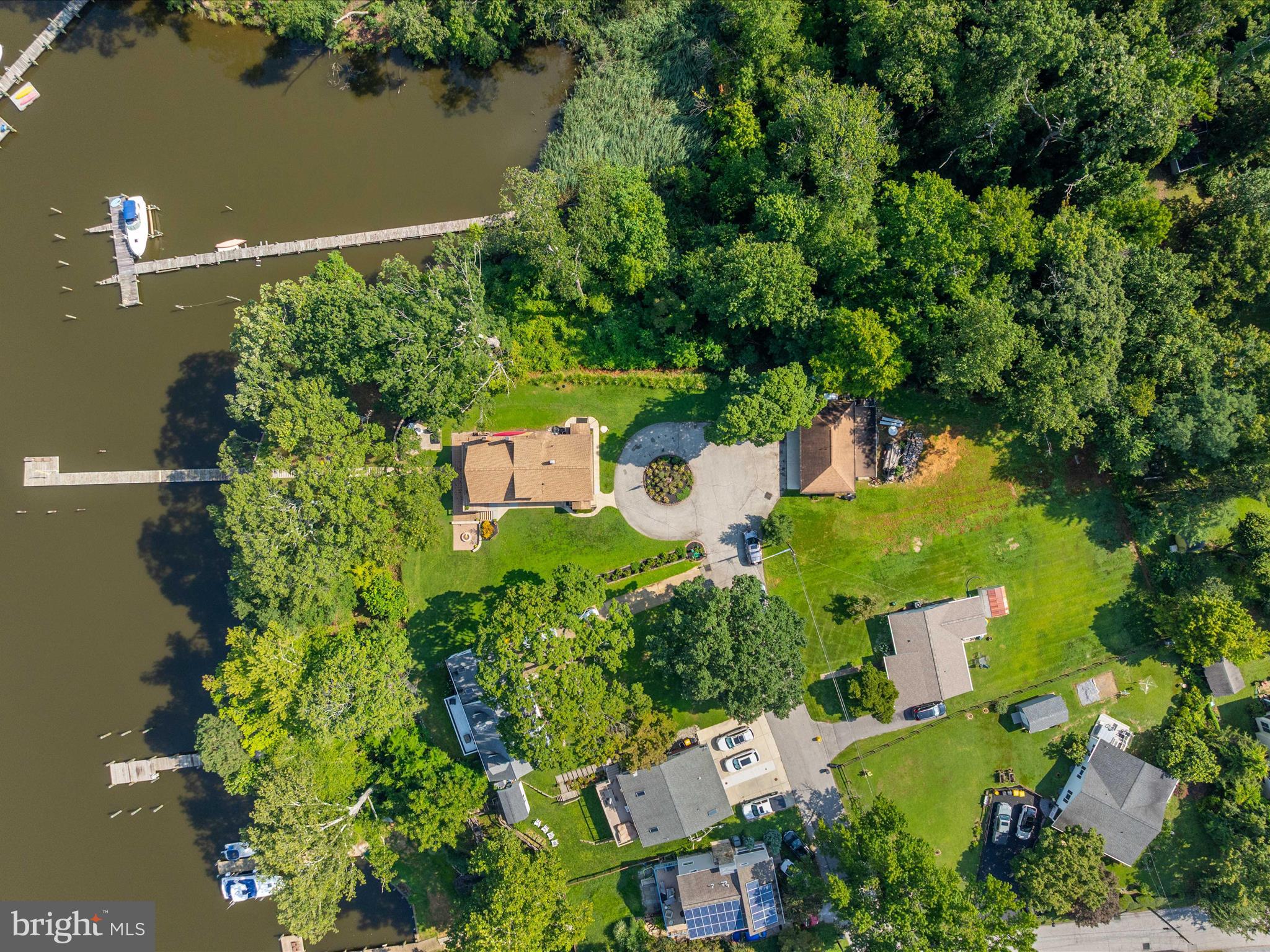 CRESSTON PARK - Residential