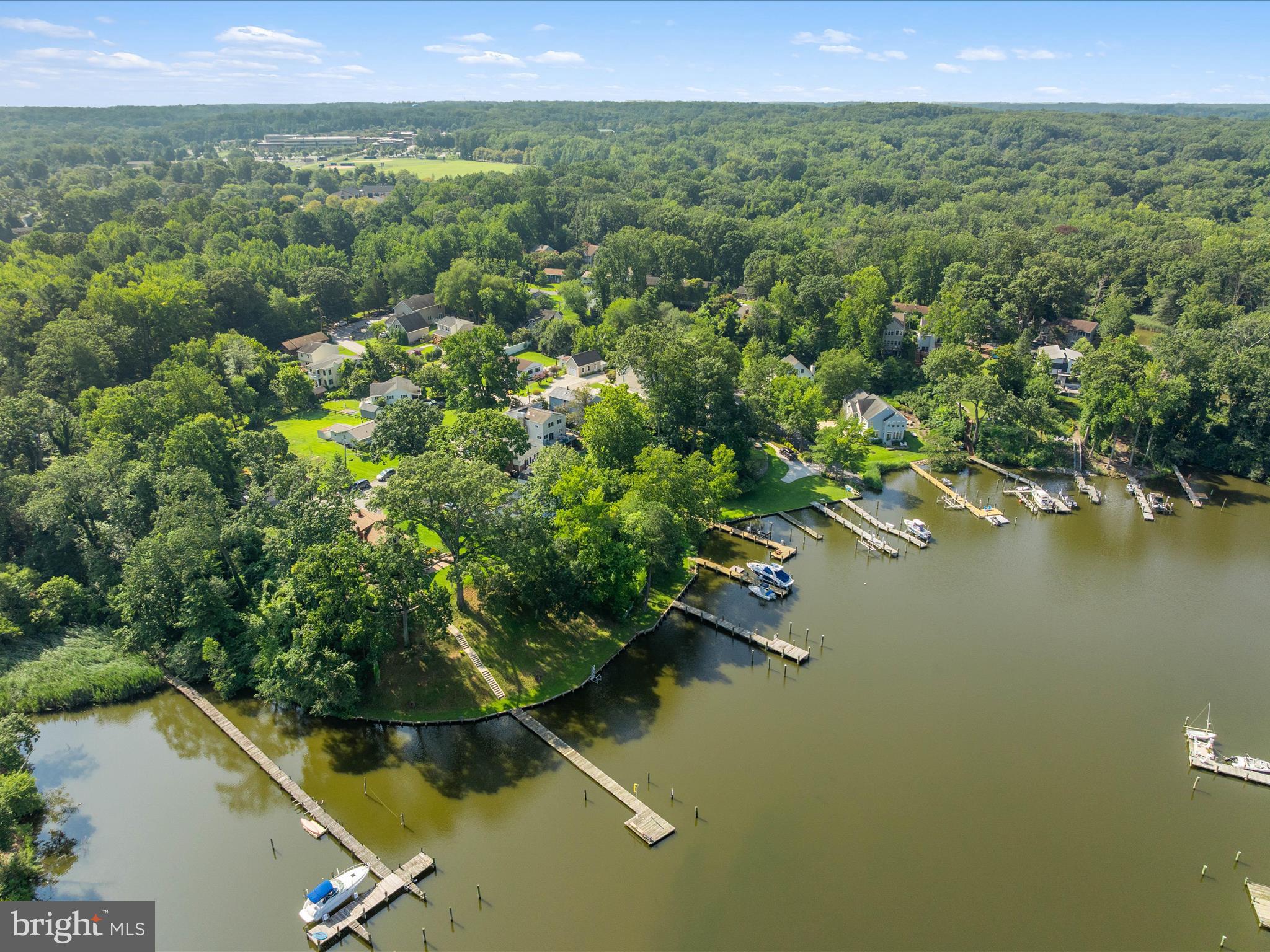 CRESSTON PARK - Residential