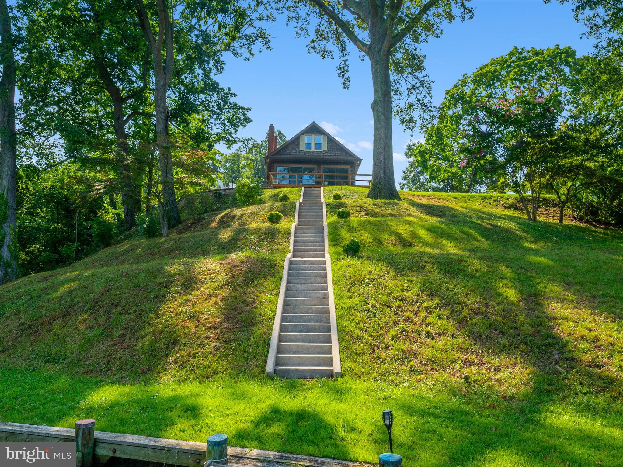 CRESSTON PARK - Residential