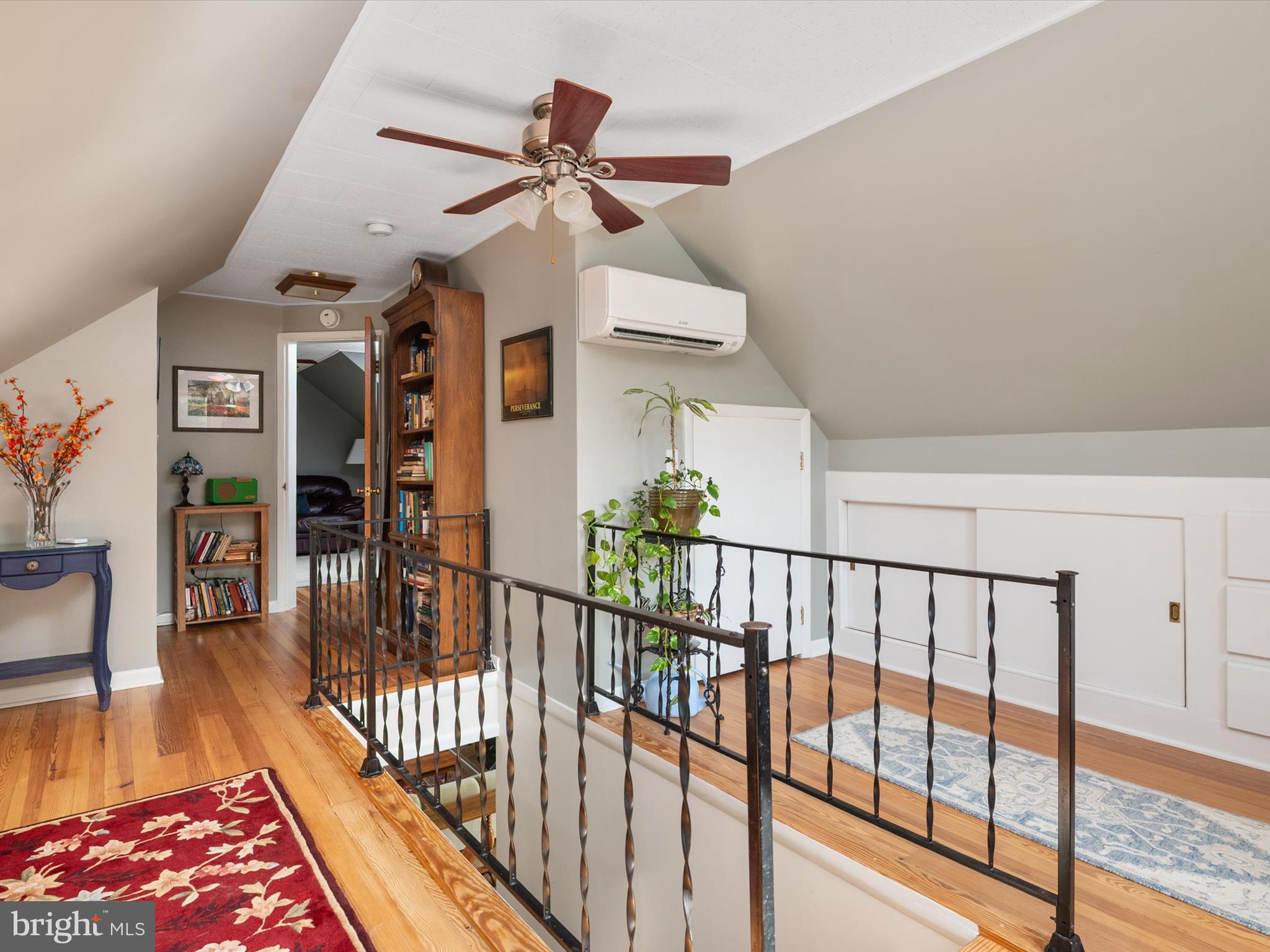 CRESSTON PARK - Residential