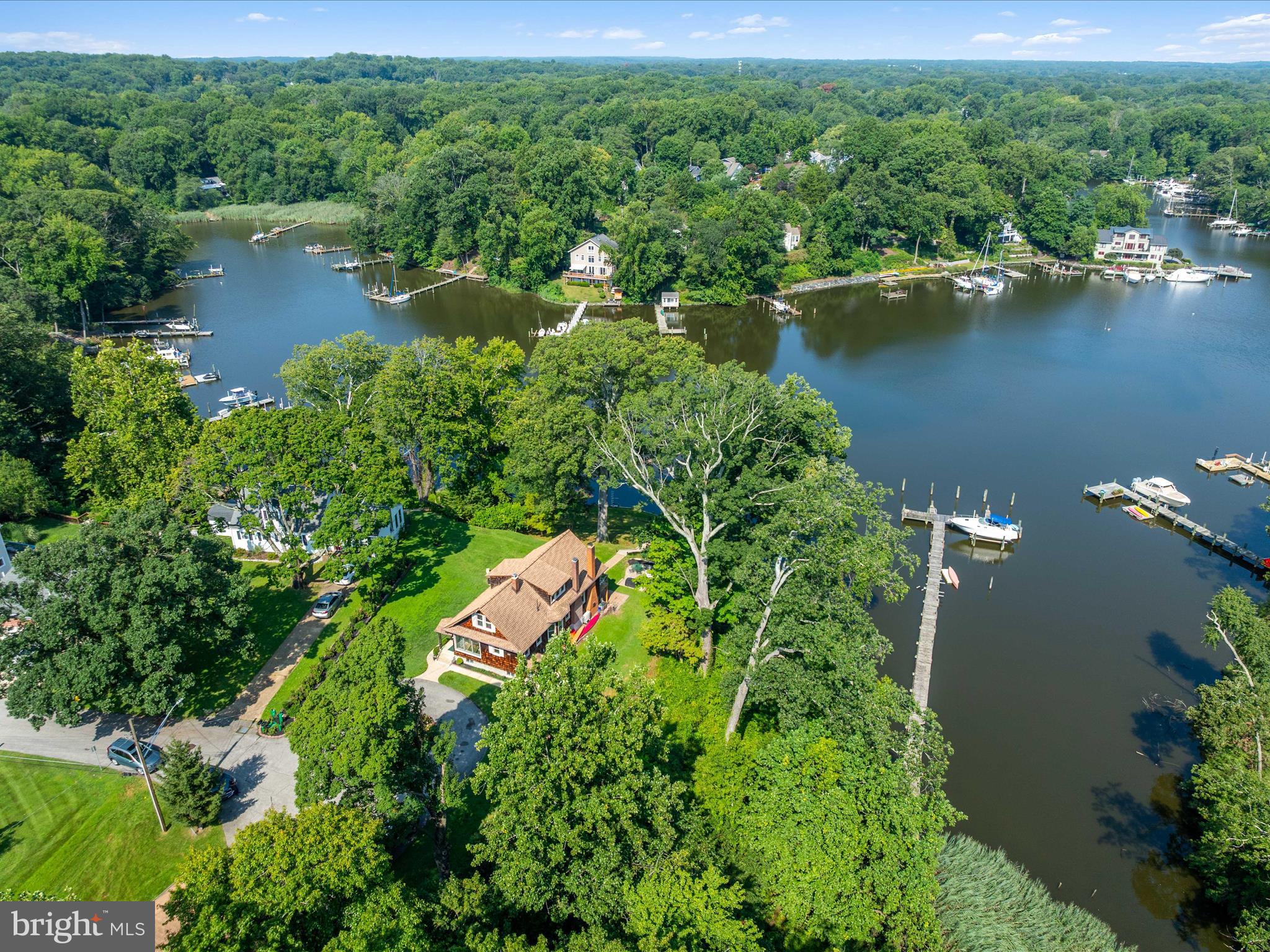 CRESSTON PARK - Residential