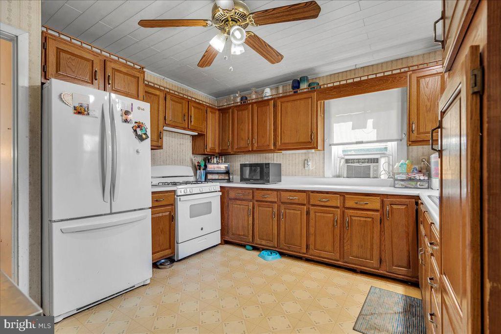 Photo of 300 Capitol Trail, NEWARK, DE 19711 (MLS # DENC2090542)