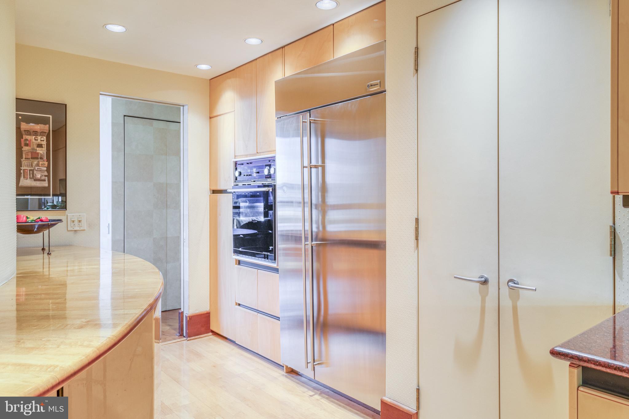 WASHINGTON SQ WEST - Residential