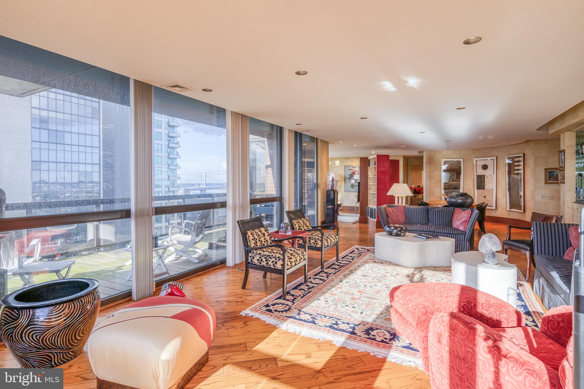 WASHINGTON SQ WEST - Residential