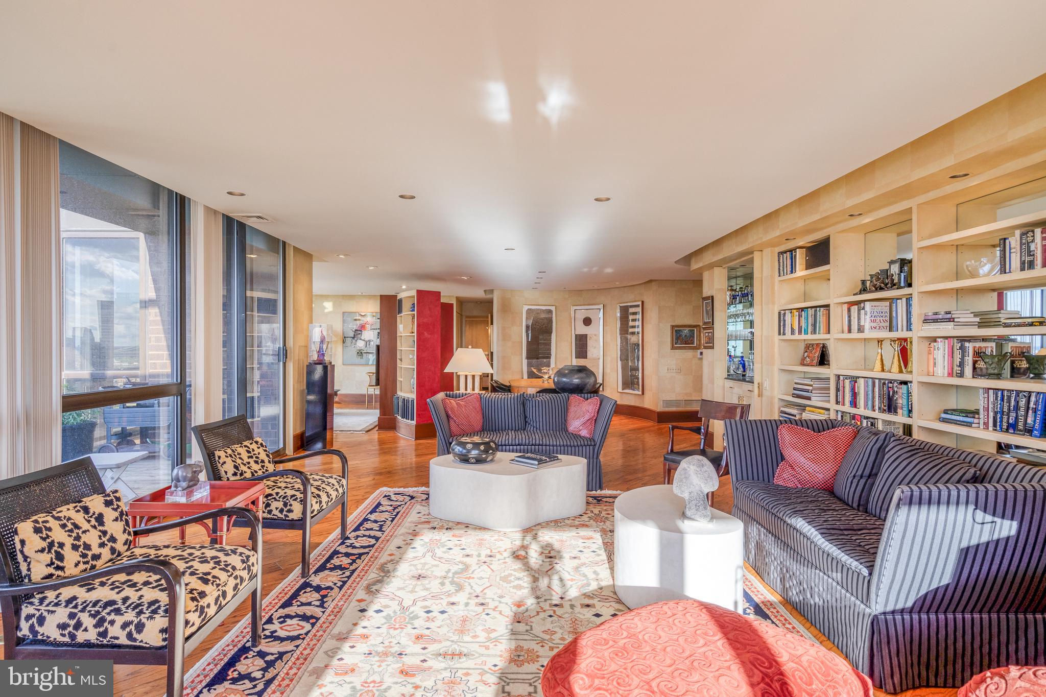 WASHINGTON SQ WEST - Residential