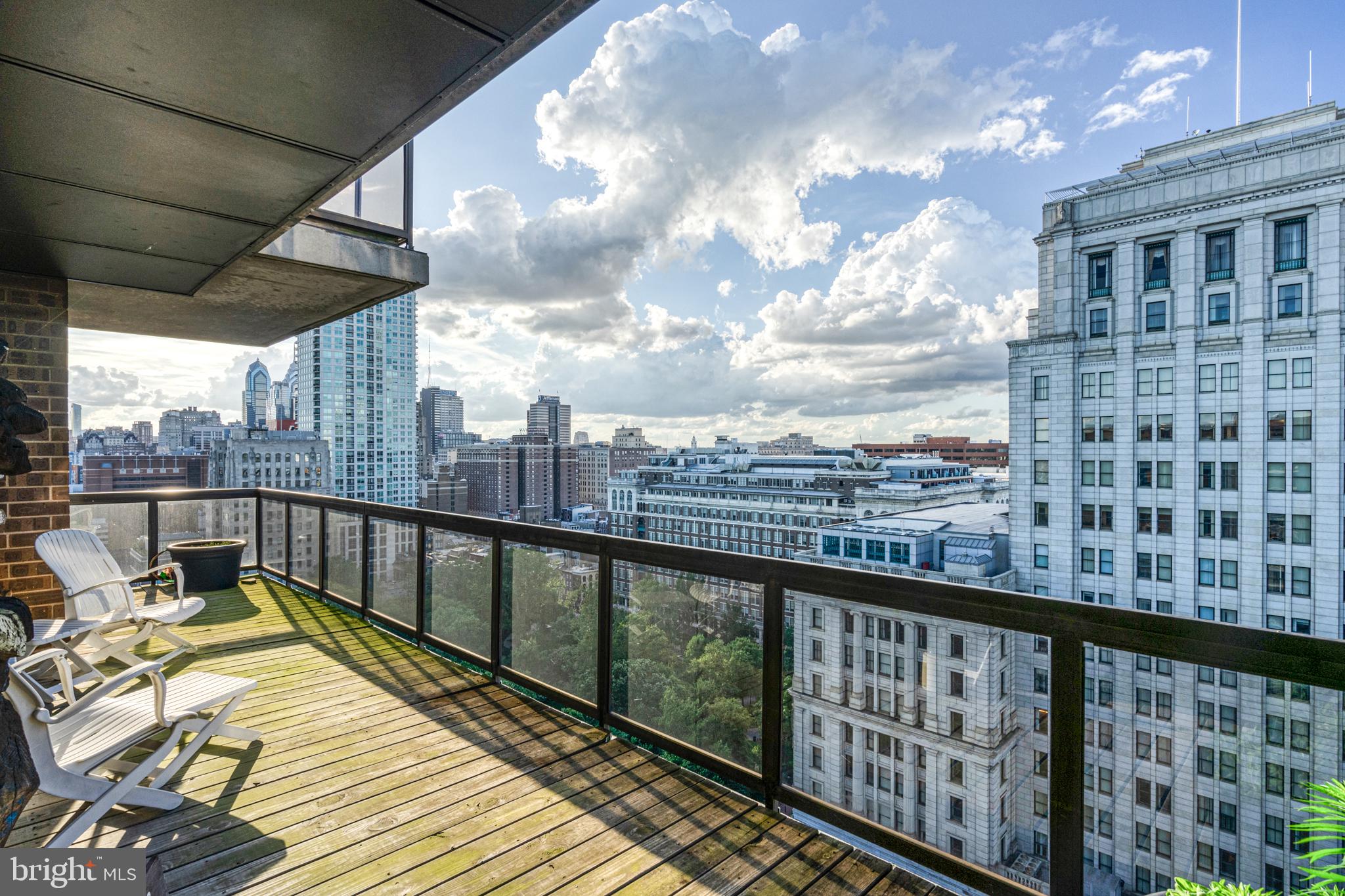 WASHINGTON SQ WEST - Residential