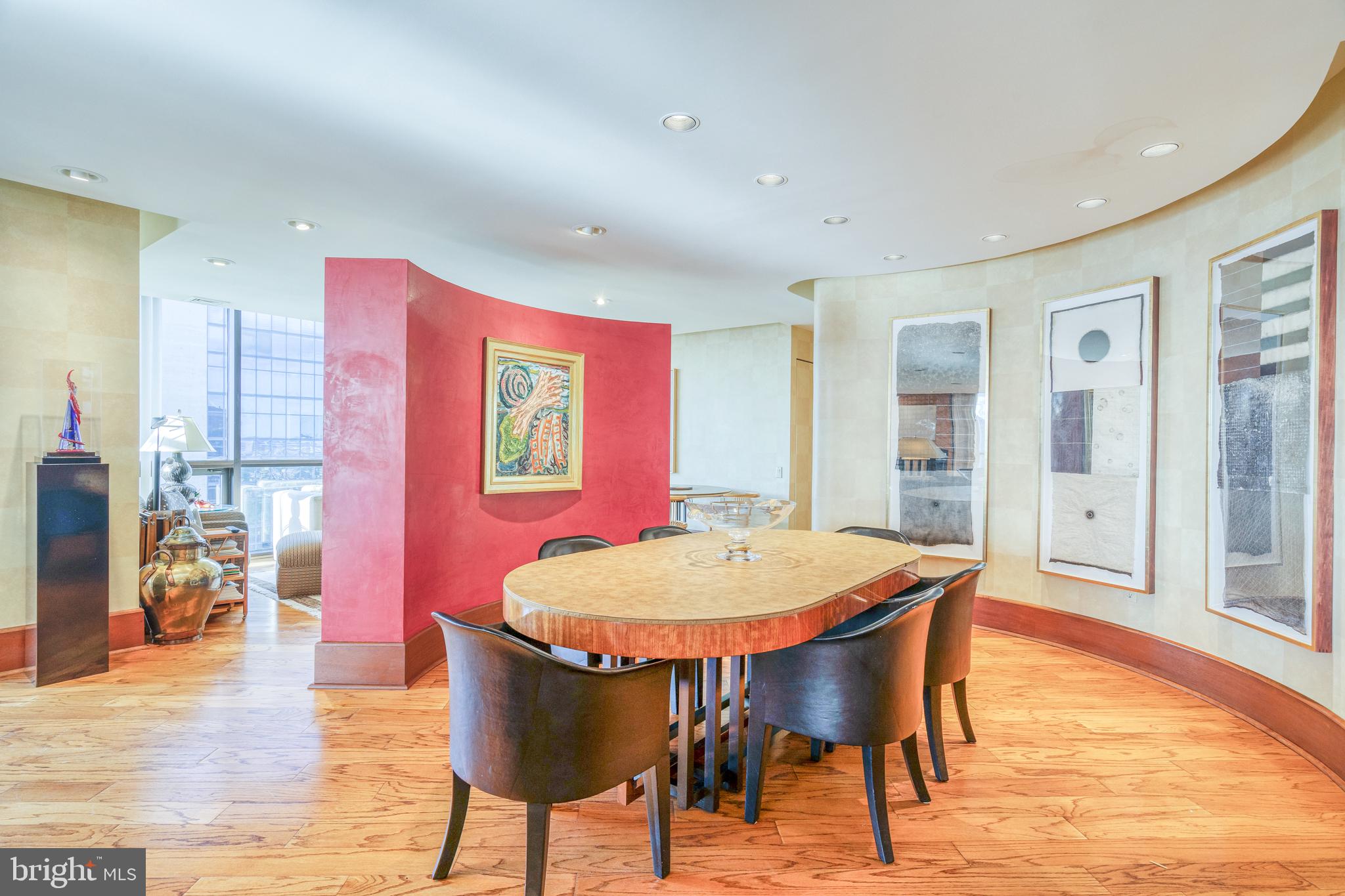 WASHINGTON SQ WEST - Residential