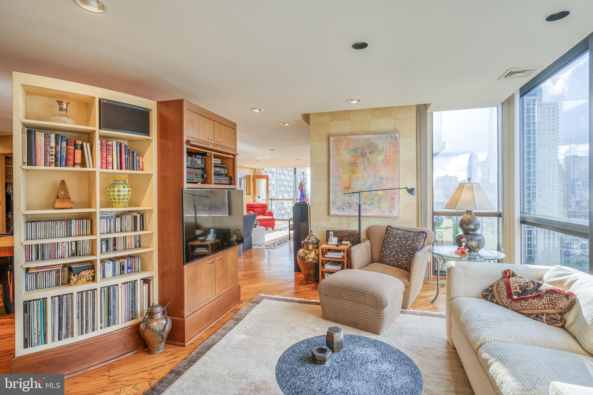 WASHINGTON SQ WEST - Residential