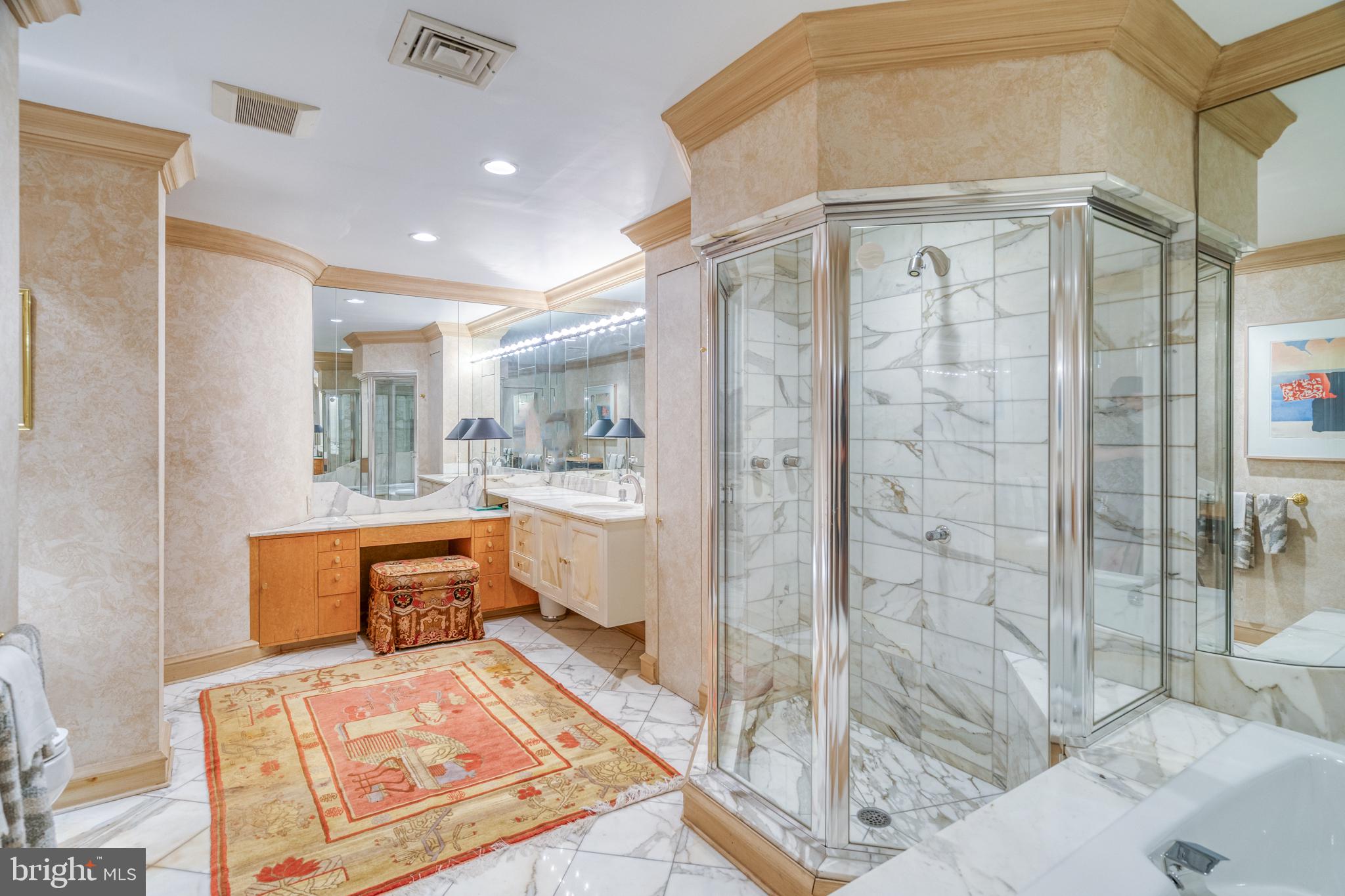 WASHINGTON SQ WEST - Residential