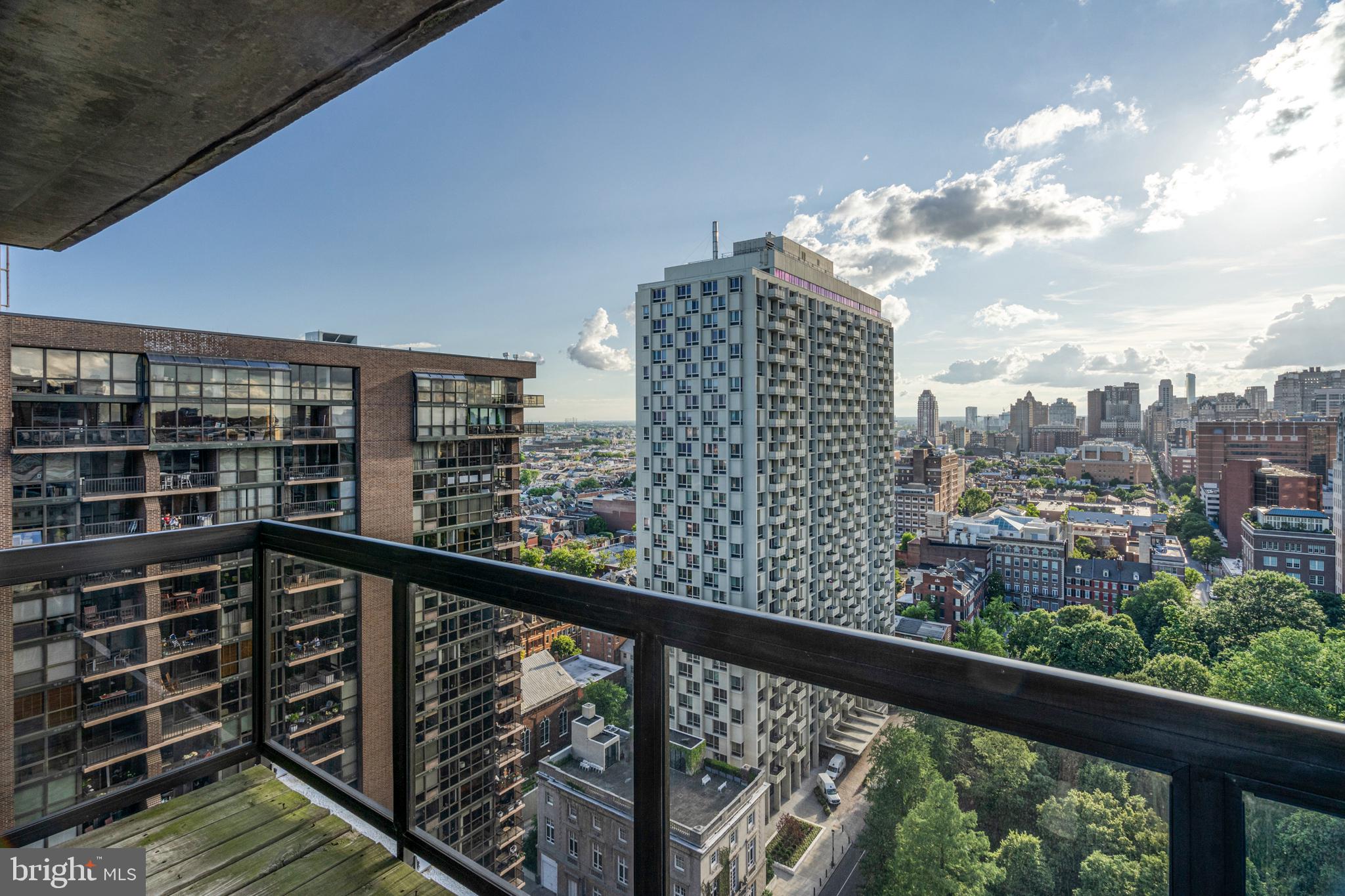 WASHINGTON SQ WEST - Residential
