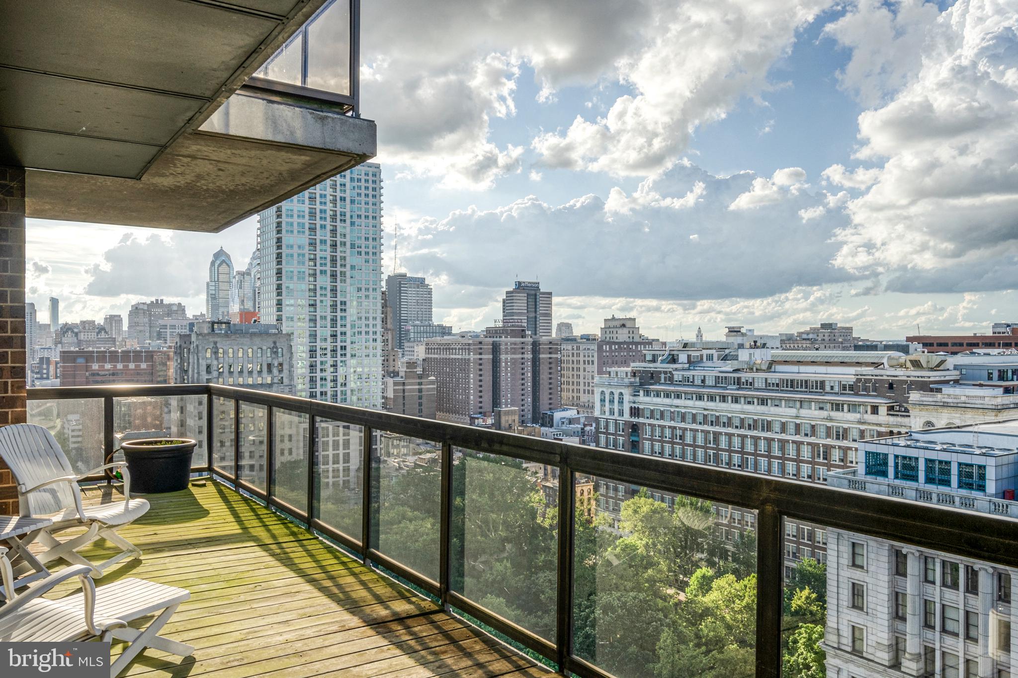 WASHINGTON SQ WEST - Residential