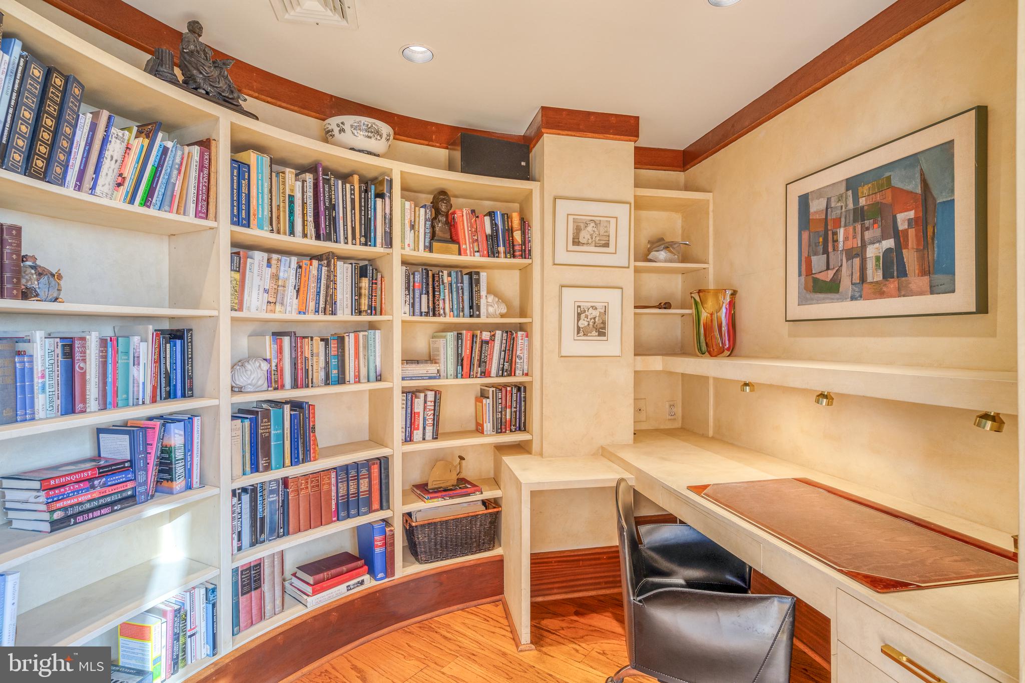 WASHINGTON SQ WEST - Residential