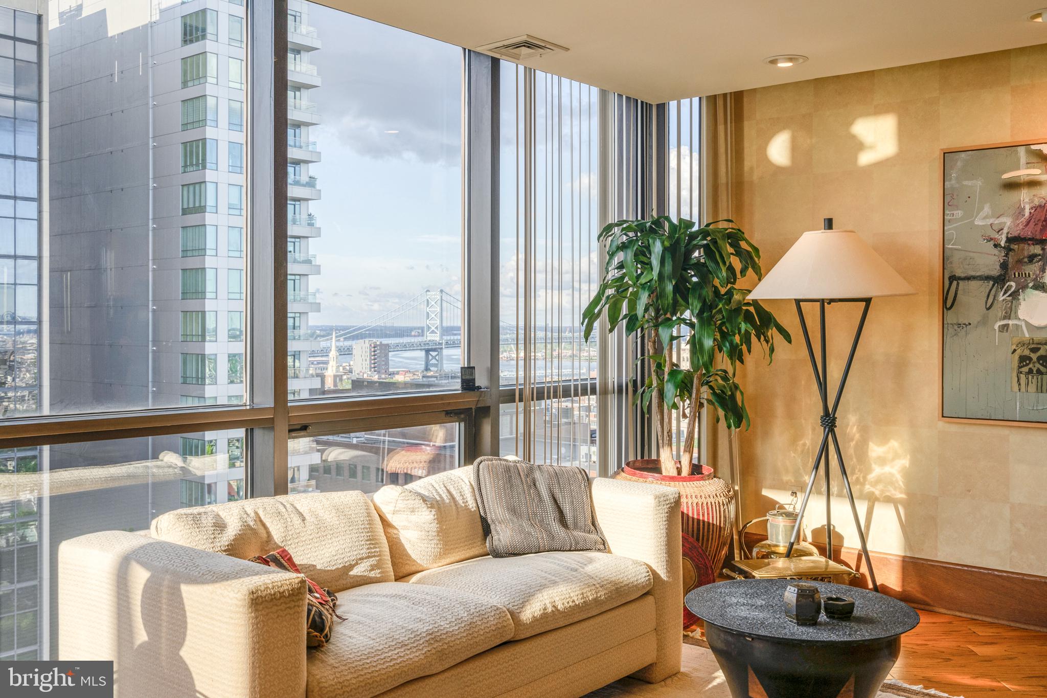 WASHINGTON SQ WEST - Residential