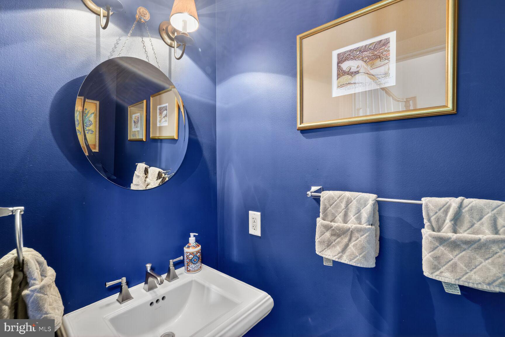 LOTHIAN - Residential