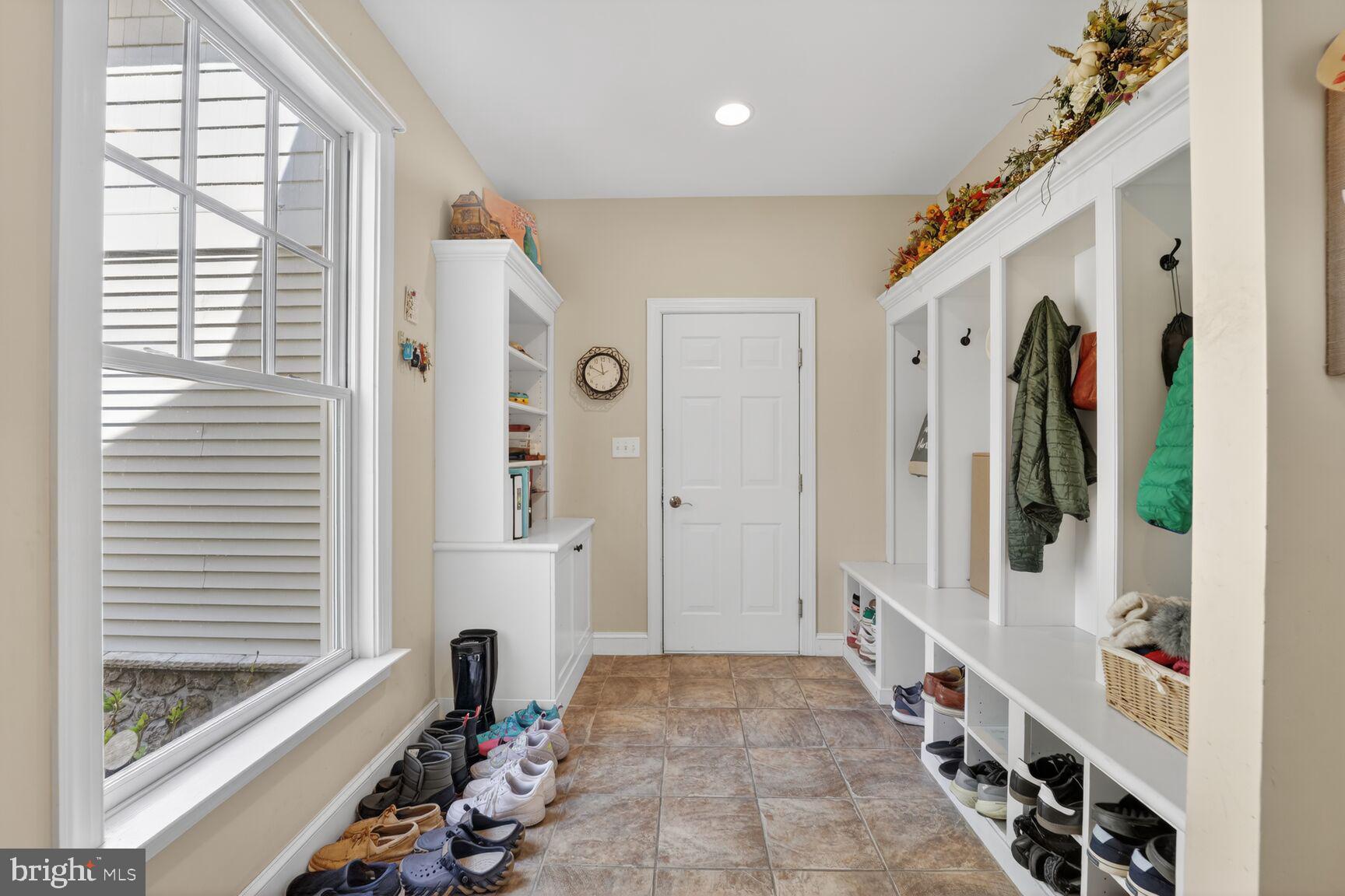 LOTHIAN - Residential