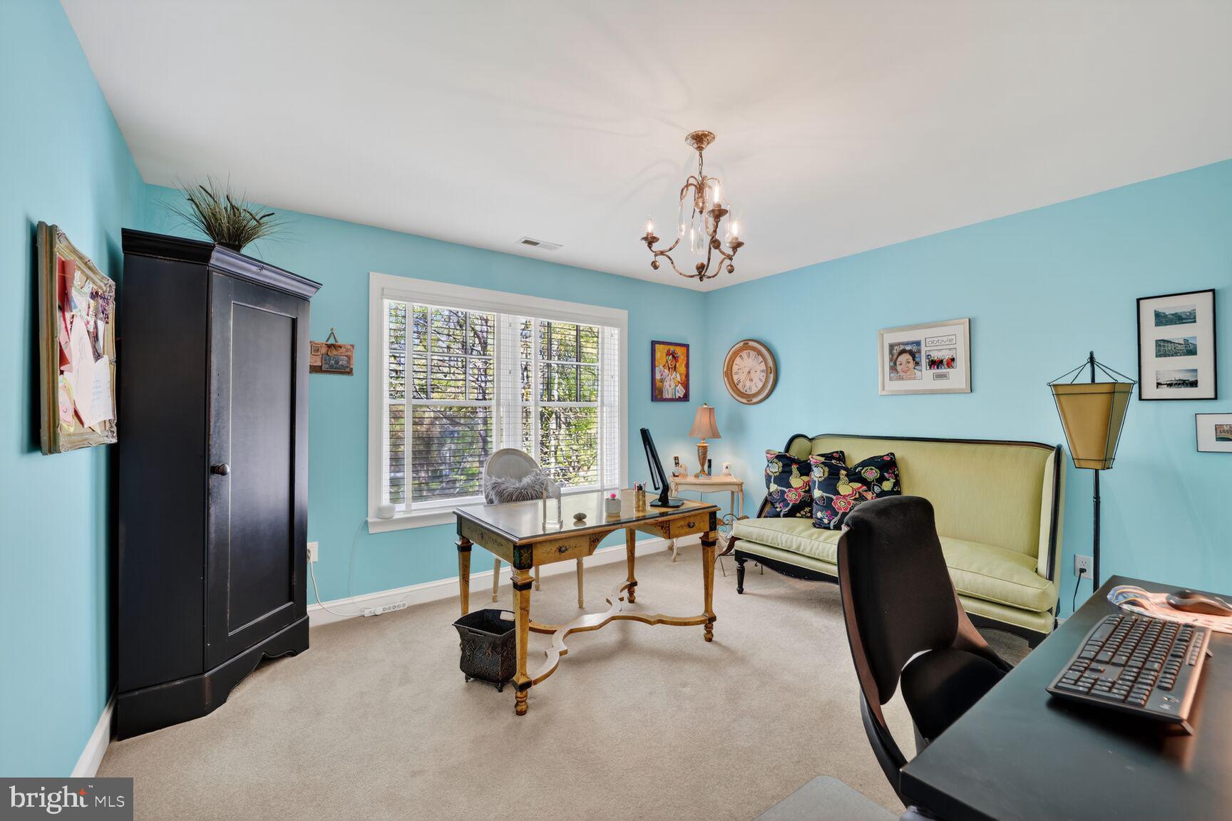 LOTHIAN - Residential