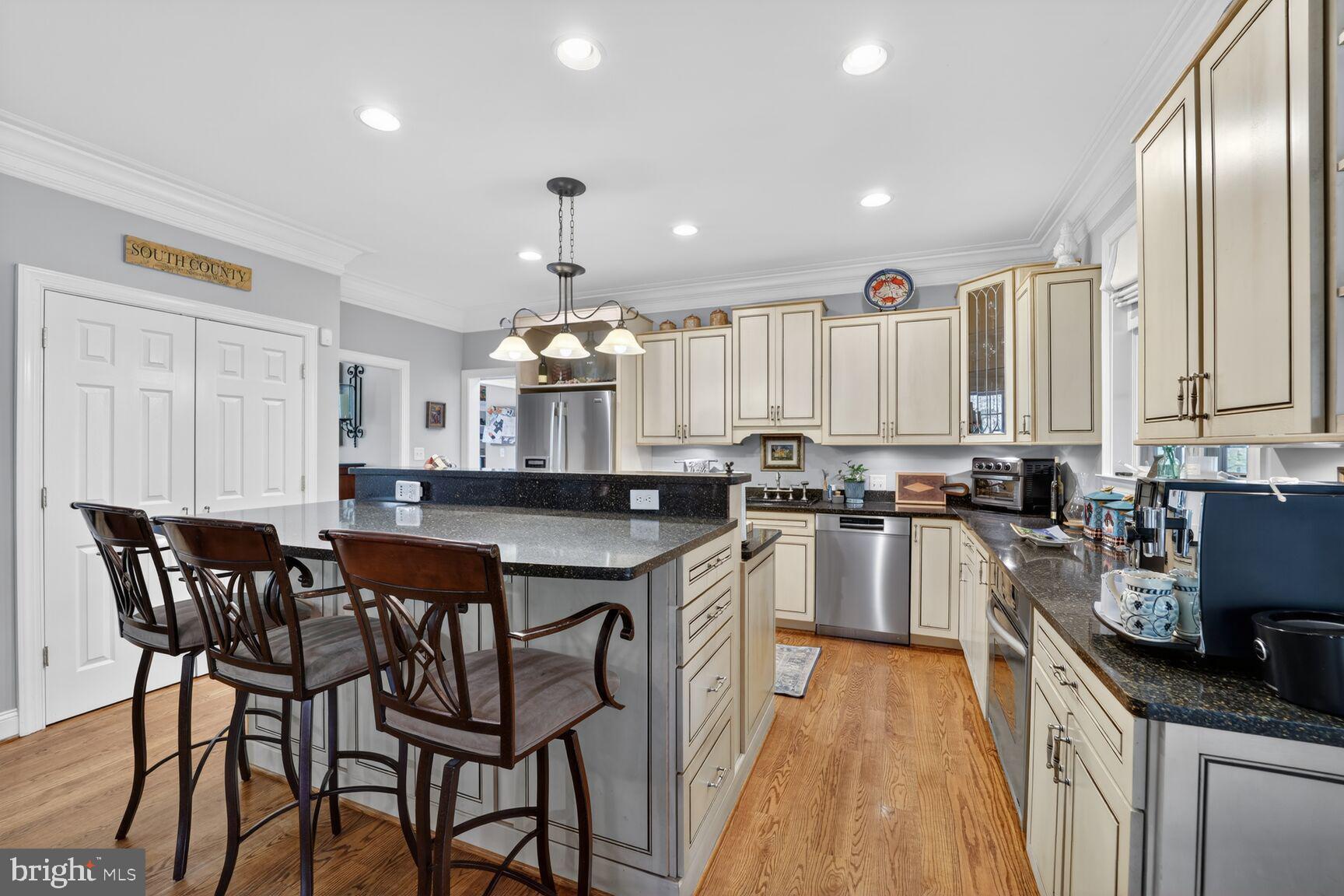 LOTHIAN - Residential