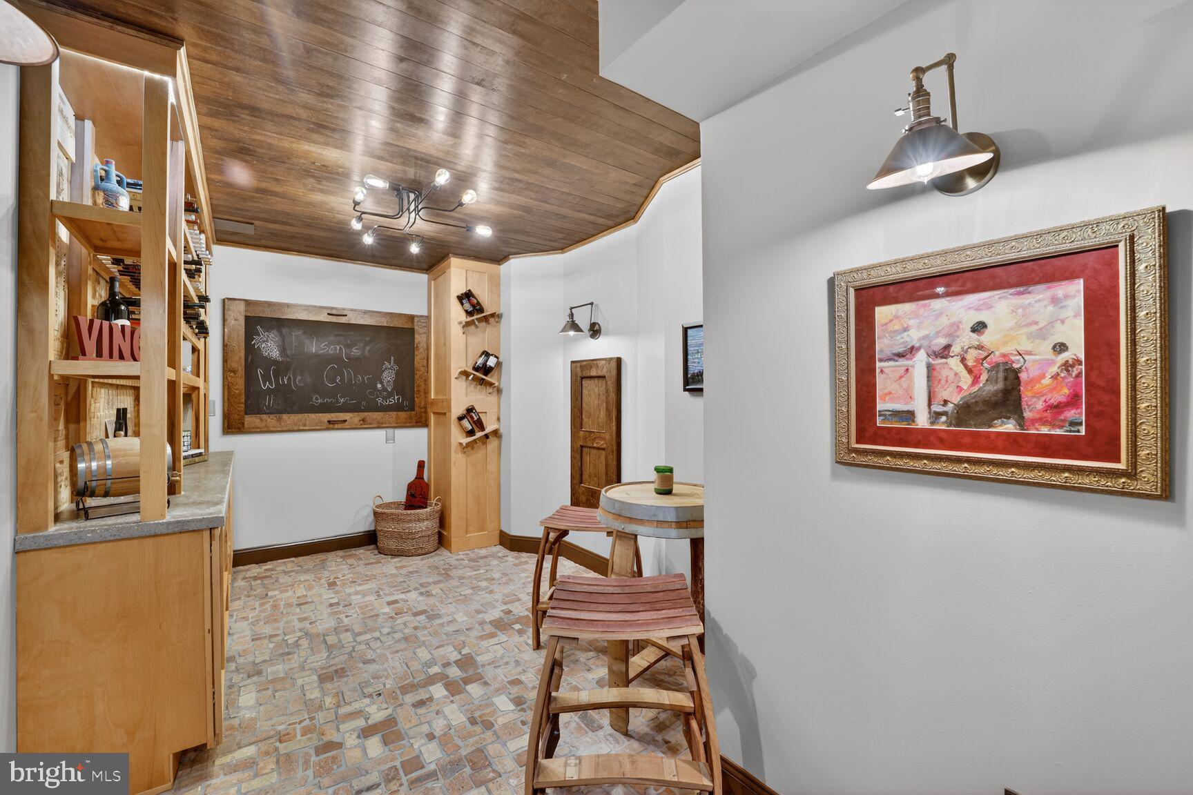 LOTHIAN - Residential