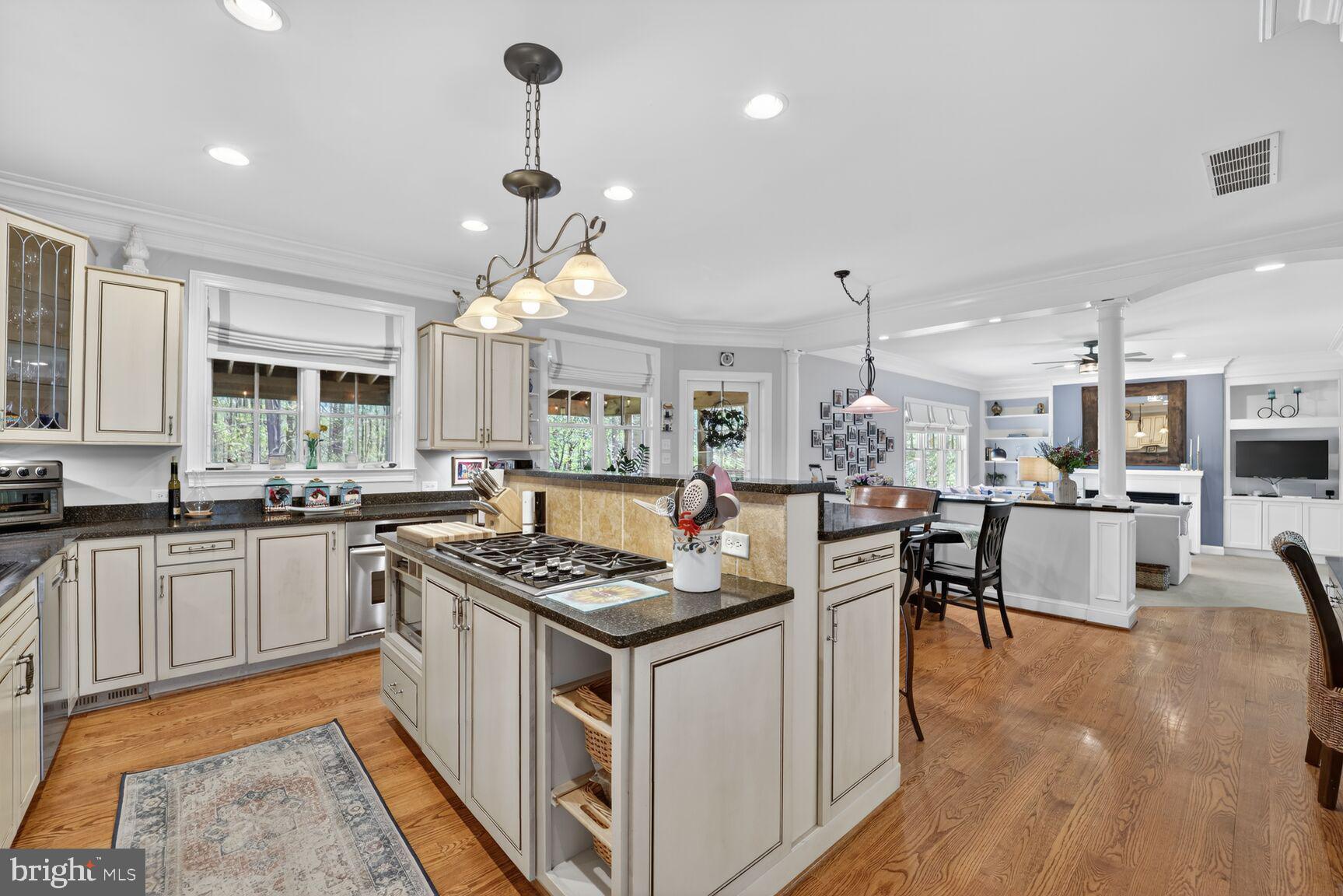 LOTHIAN - Residential