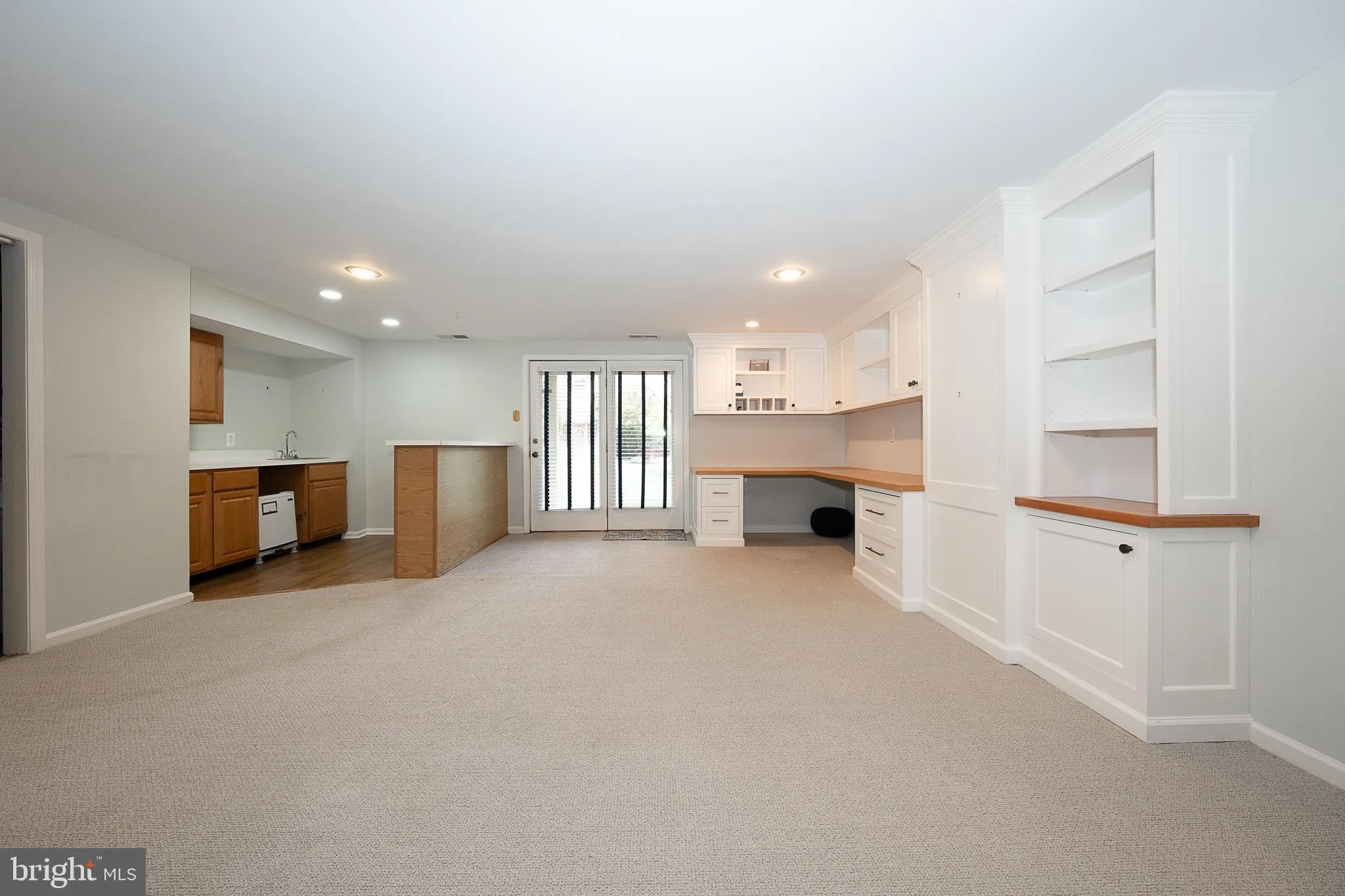 Chesterbrook, Pennsylvania 19087, United States, 2 Bedrooms Bedrooms, ,3 BathroomsBathrooms,Residential,Contingent,203197