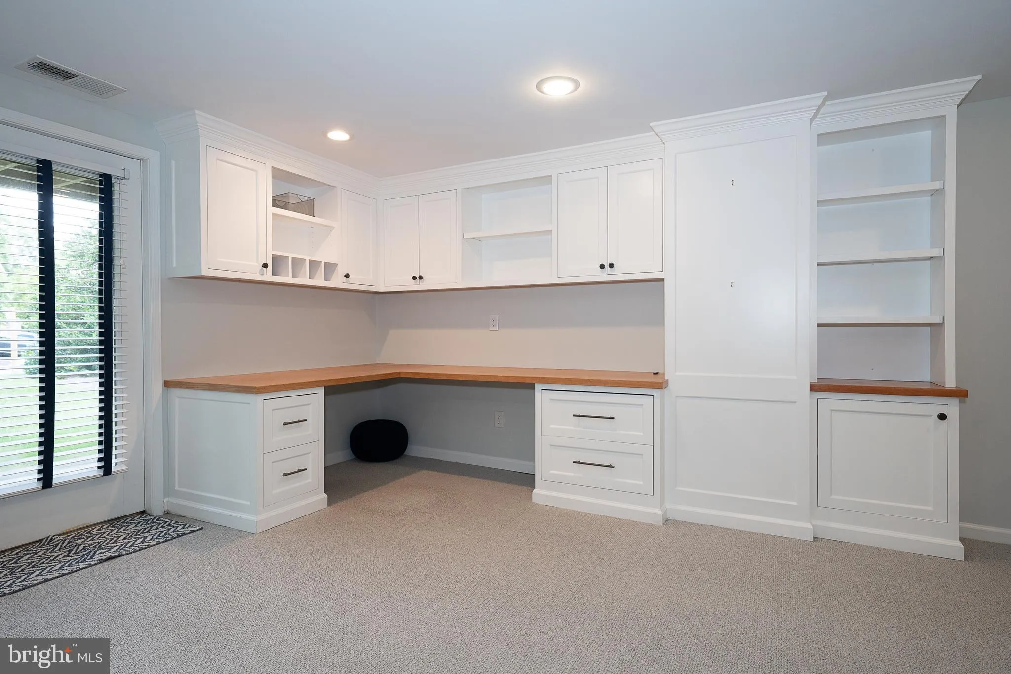 Chesterbrook, Pennsylvania 19087, United States, 2 Bedrooms Bedrooms, ,3 BathroomsBathrooms,Residential,Contingent,203197