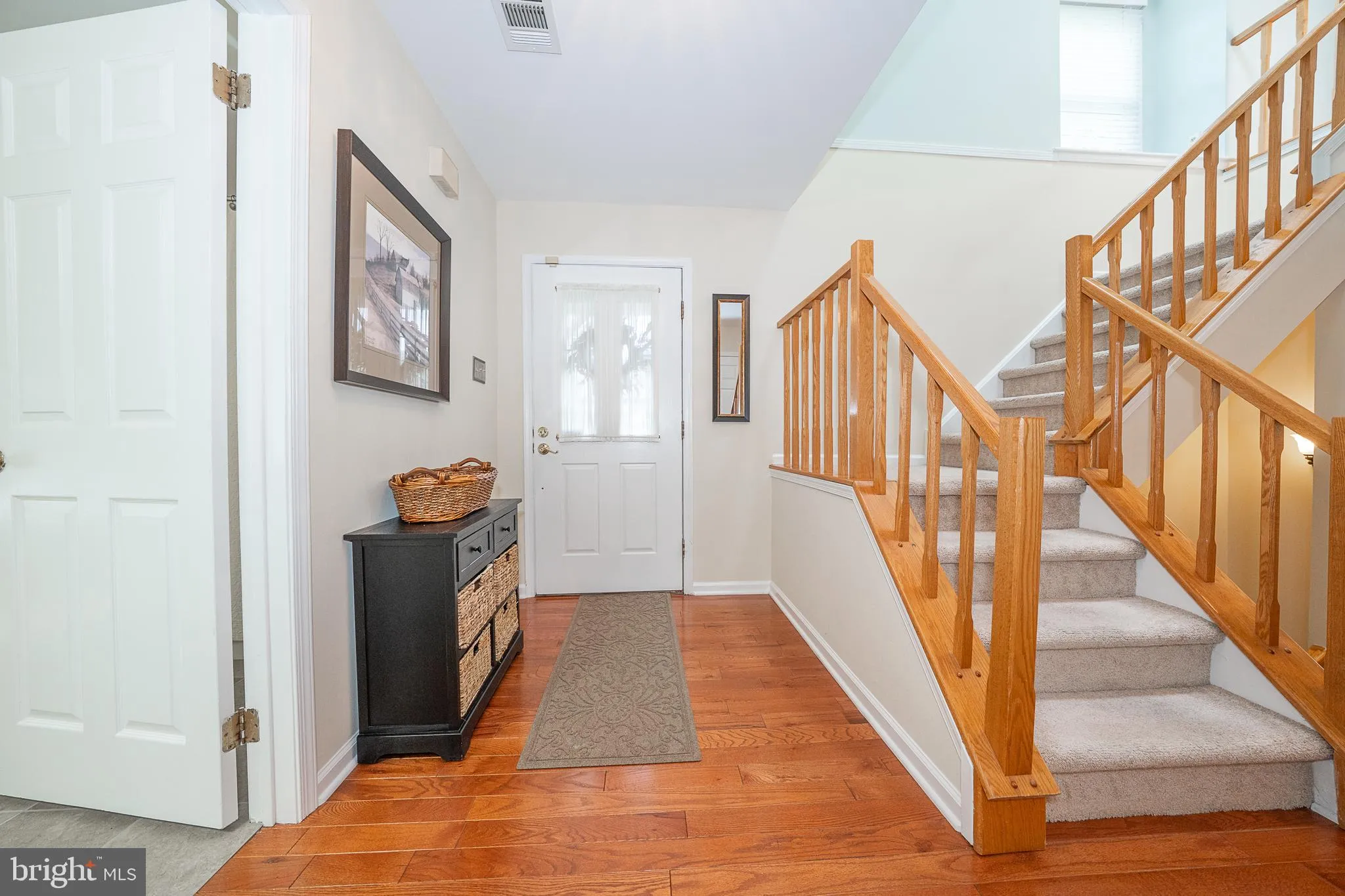 Chesterbrook, Pennsylvania 19087, United States, 2 Bedrooms Bedrooms, ,3 BathroomsBathrooms,Residential,Contingent,203197